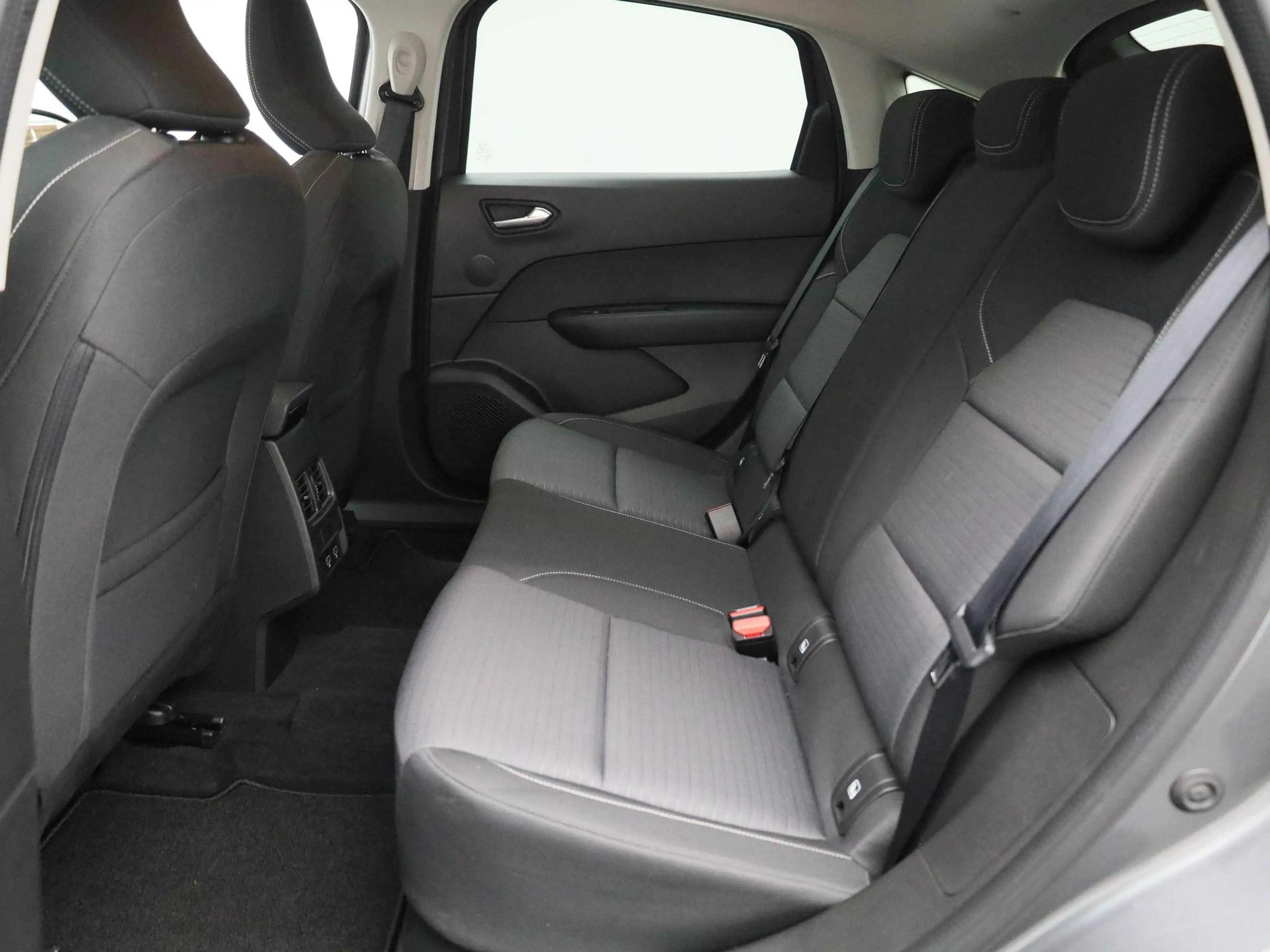Renault Arkana 1.6 E-Tech hybrid 145 evolution | TREKHAAK | CAMER — photo 11