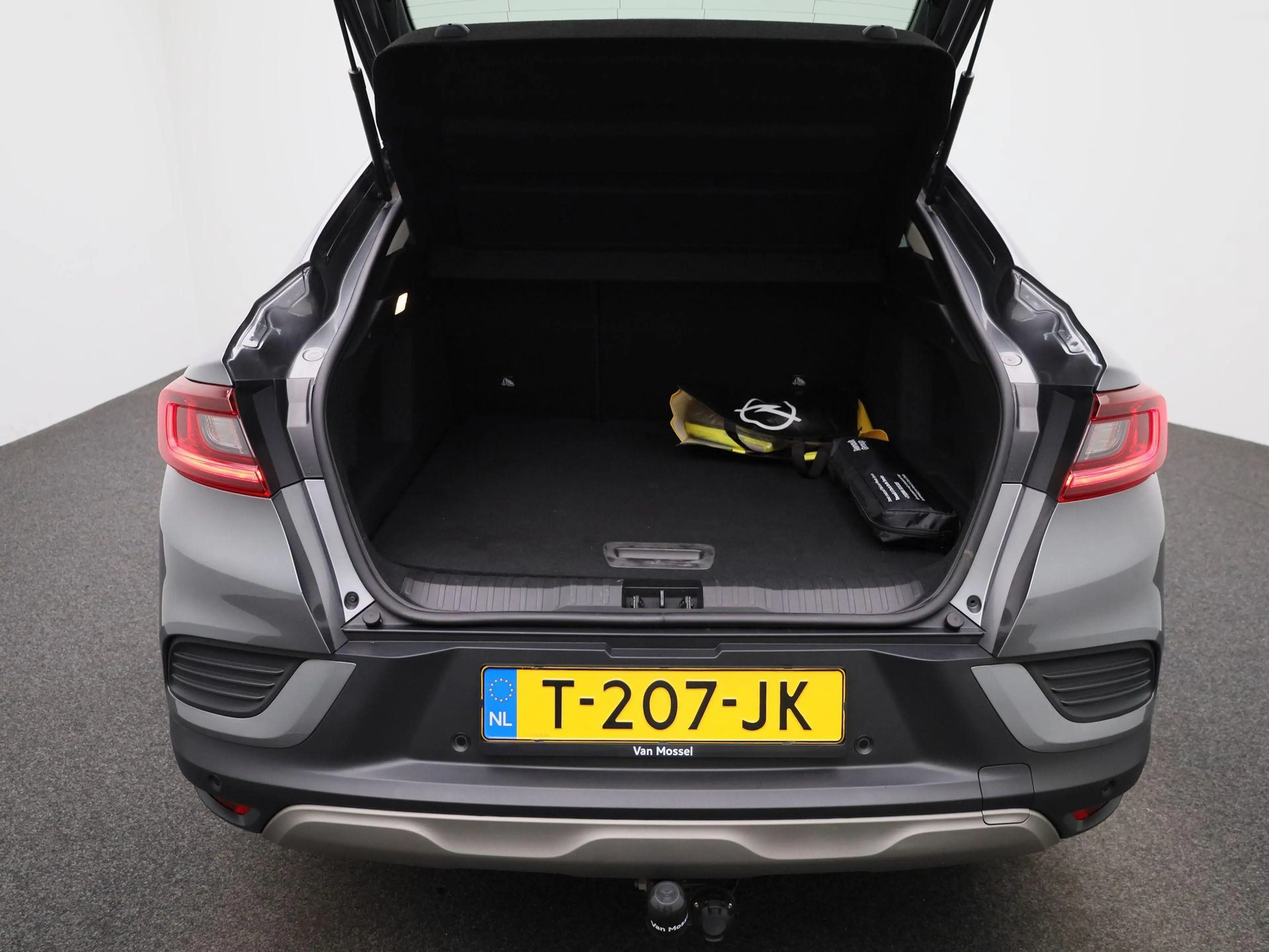 Renault Arkana 1.6 E-Tech hybrid 145 evolution | TREKHAAK | CAMER — photo 12