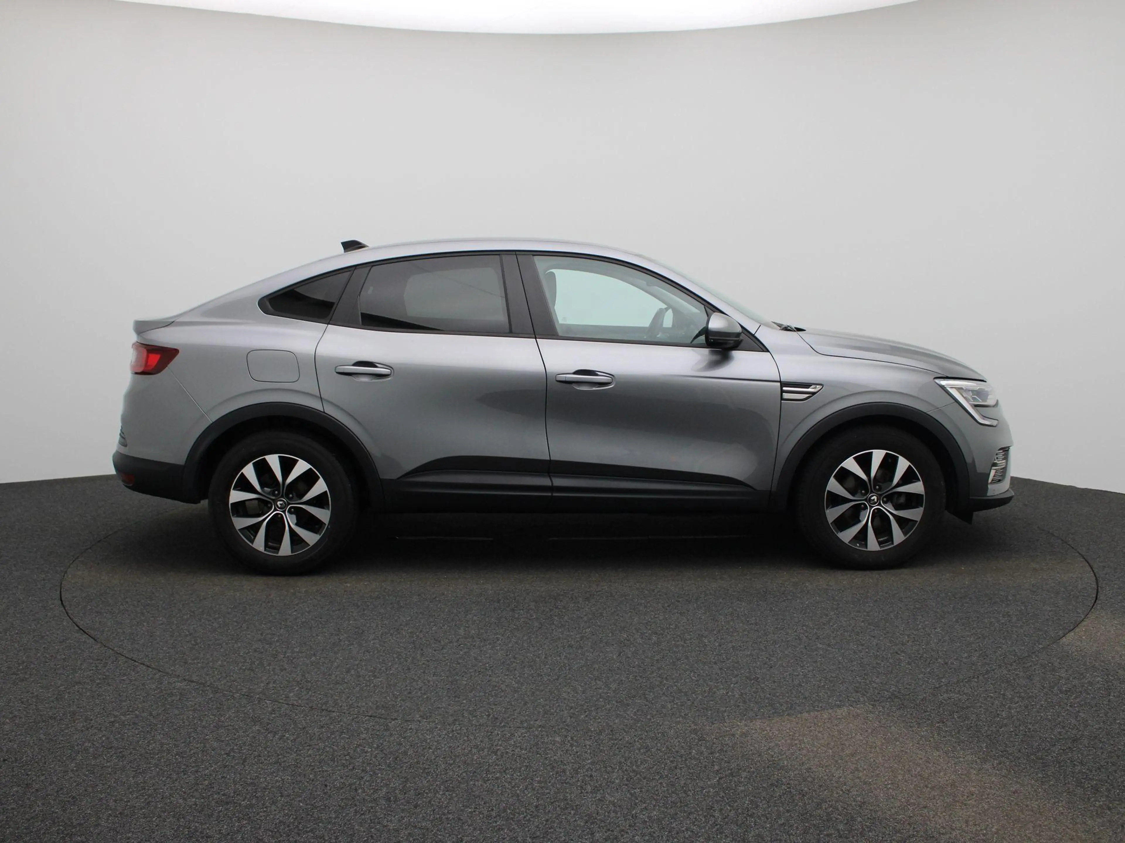 Renault Arkana 1.6 E-Tech hybrid 145 evolution | TREKHAAK | CAMER — photo 6