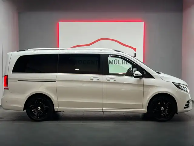 Mercedes-Benz V-Class view 5