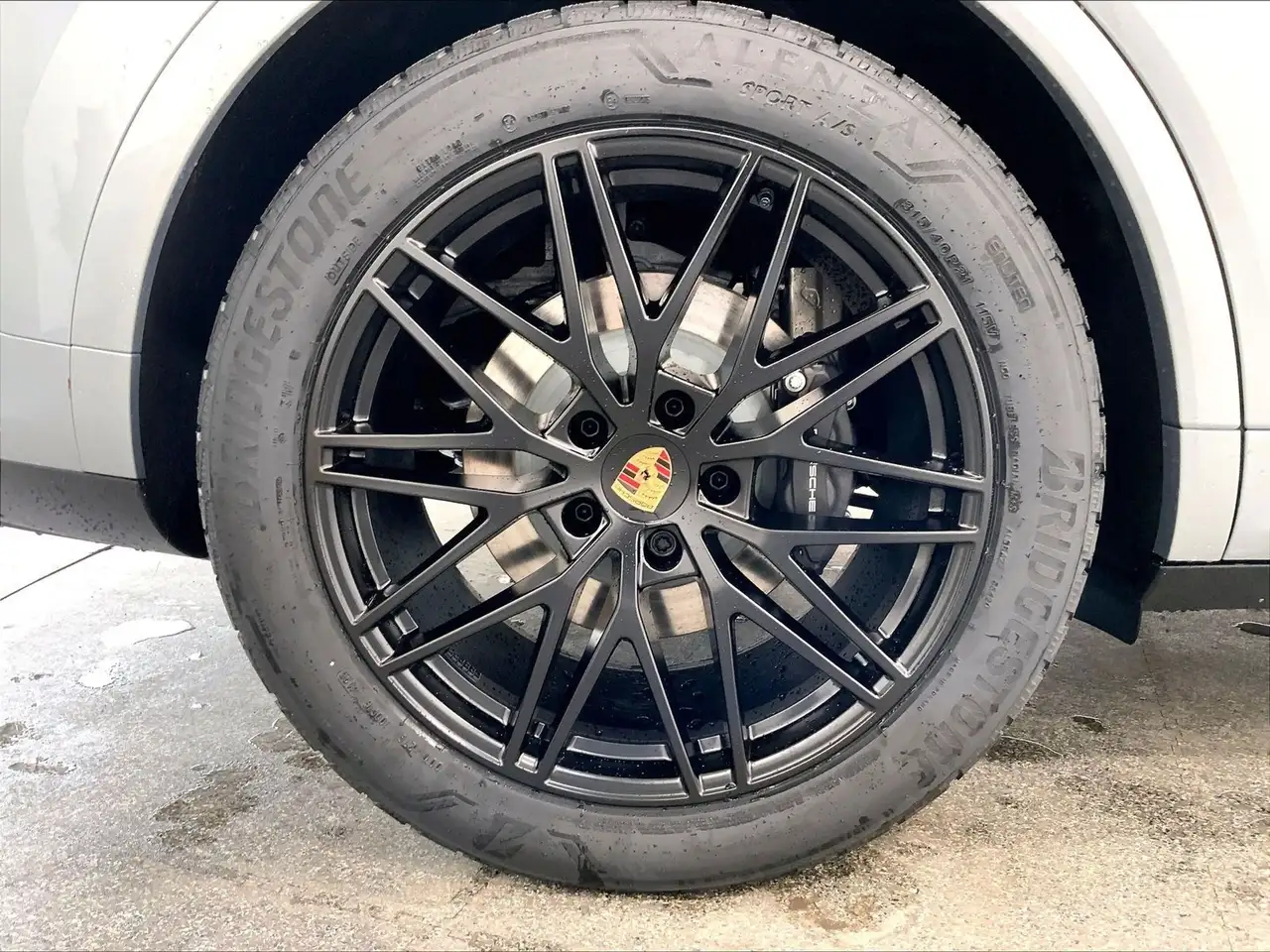 Porsche Cayenne снимка Porsche Cayenne
