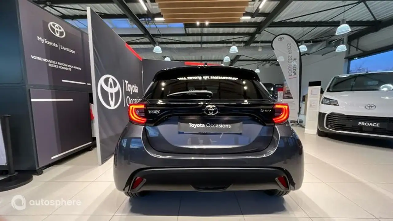 Toyota Yaris Yaris — photo 6