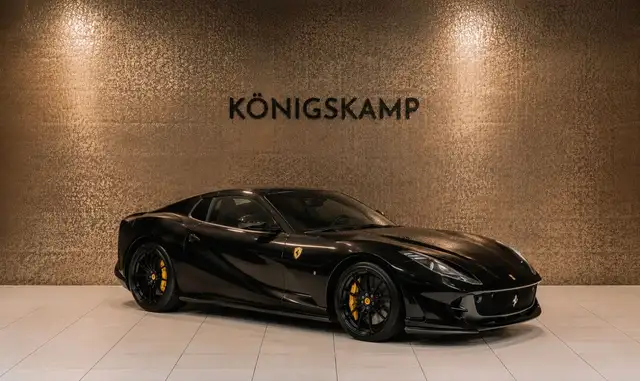Ferrari 812
