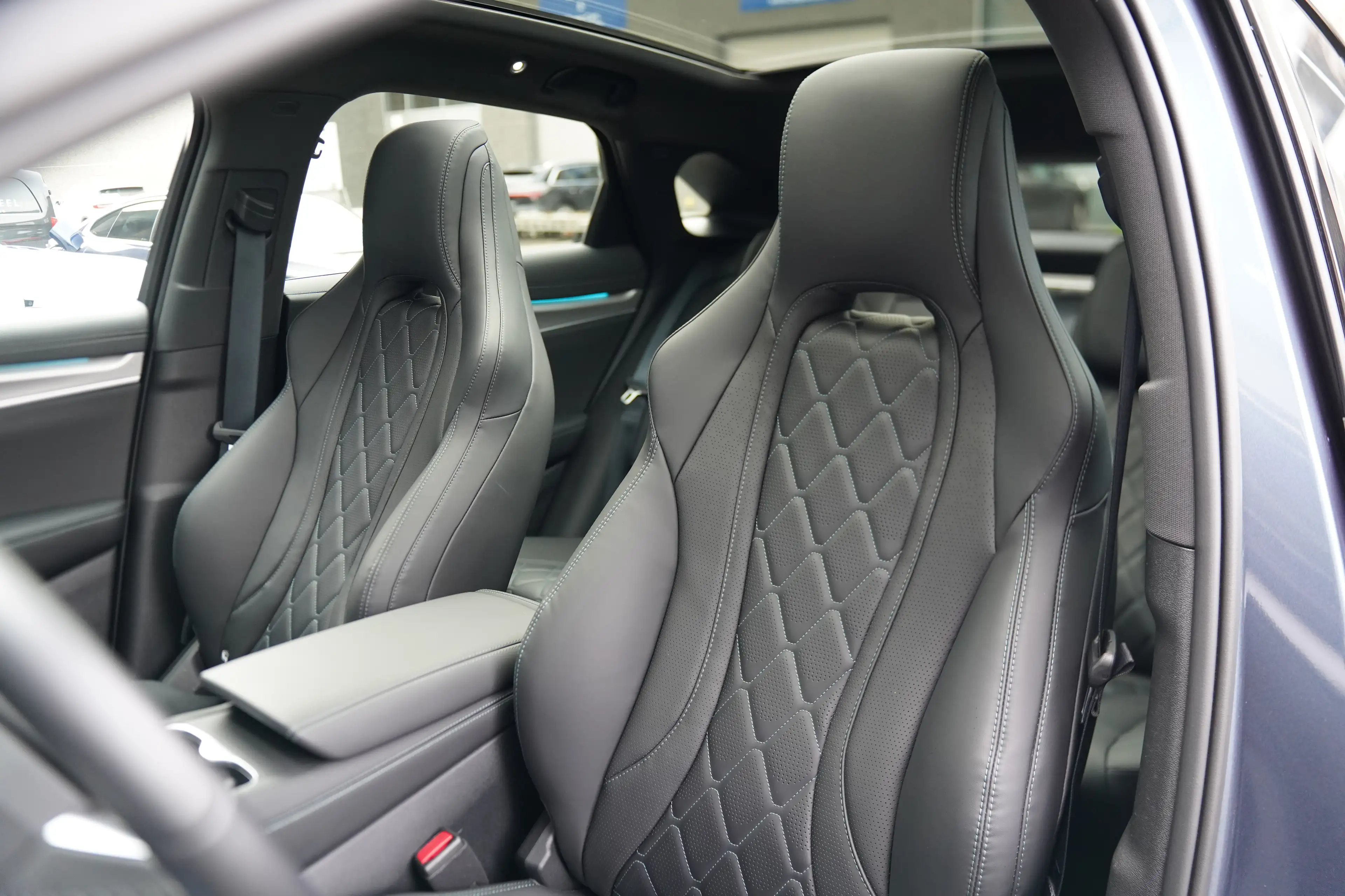 BYD Sealion 7 Excellence AWD * 91 kWh / HUD / PANO / 360° * — photo 4