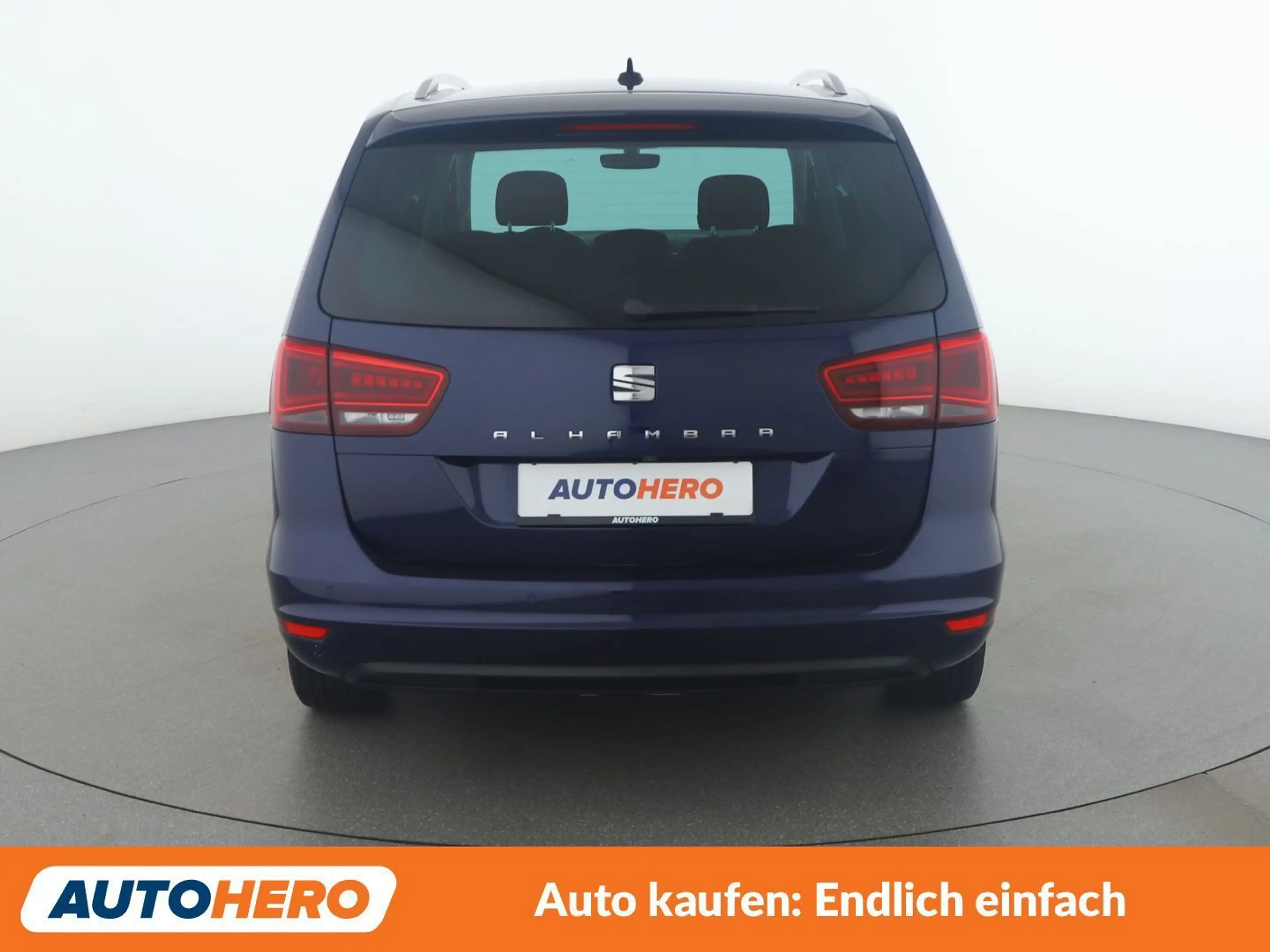 SEAT Alhambra 2.0 TDI Executive — photo 5