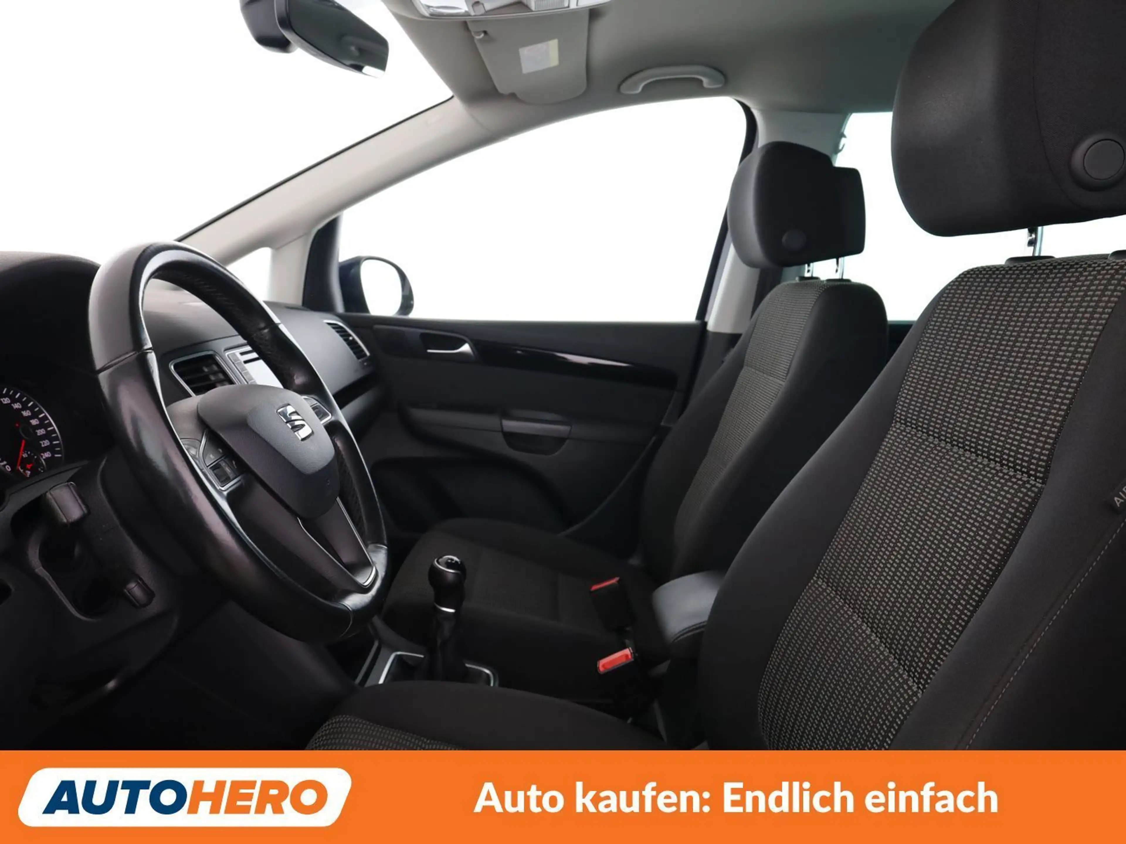 SEAT Alhambra 2.0 TDI Executive — photo 10