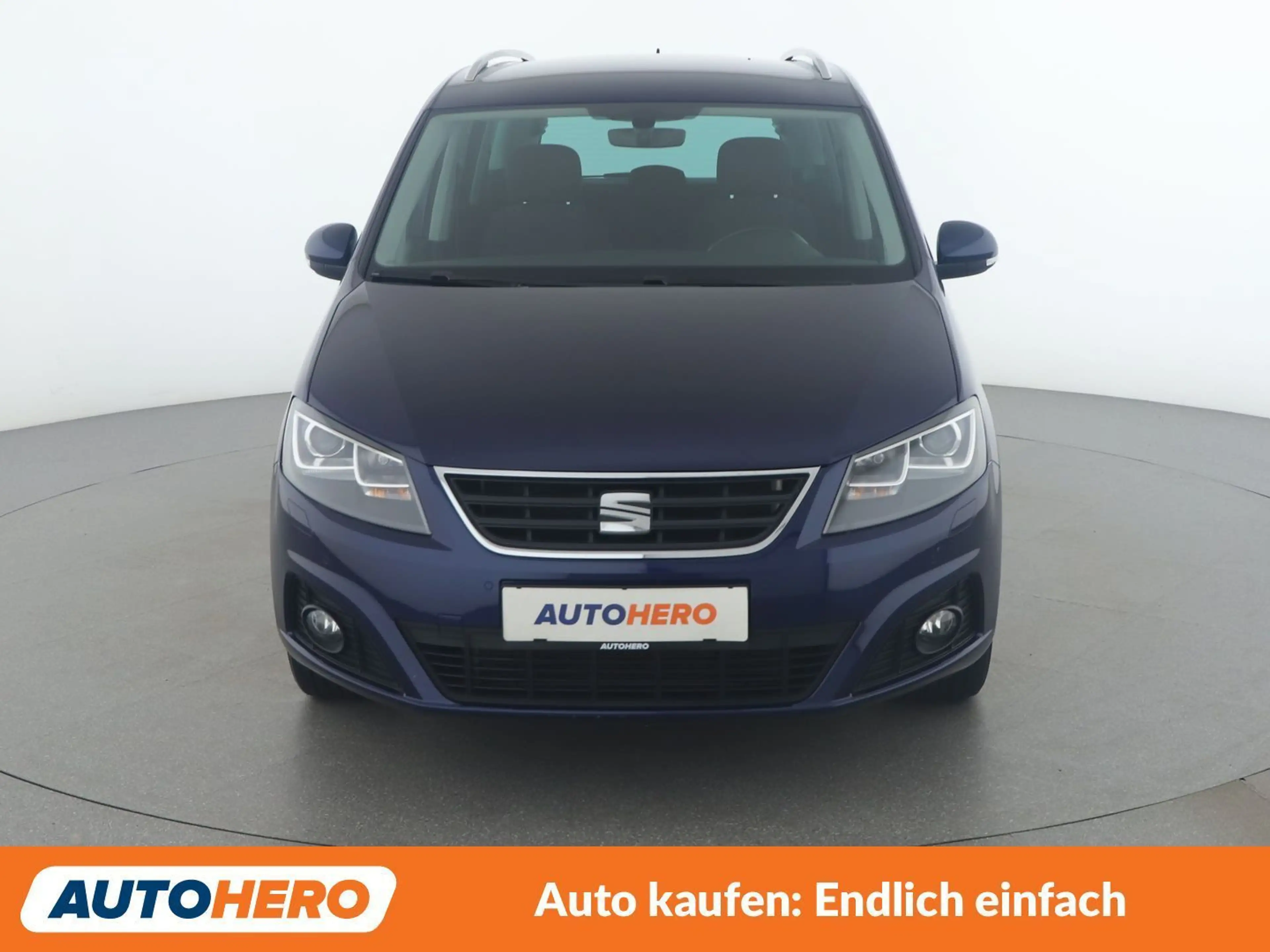 SEAT Alhambra 2.0 TDI Executive — photo 9