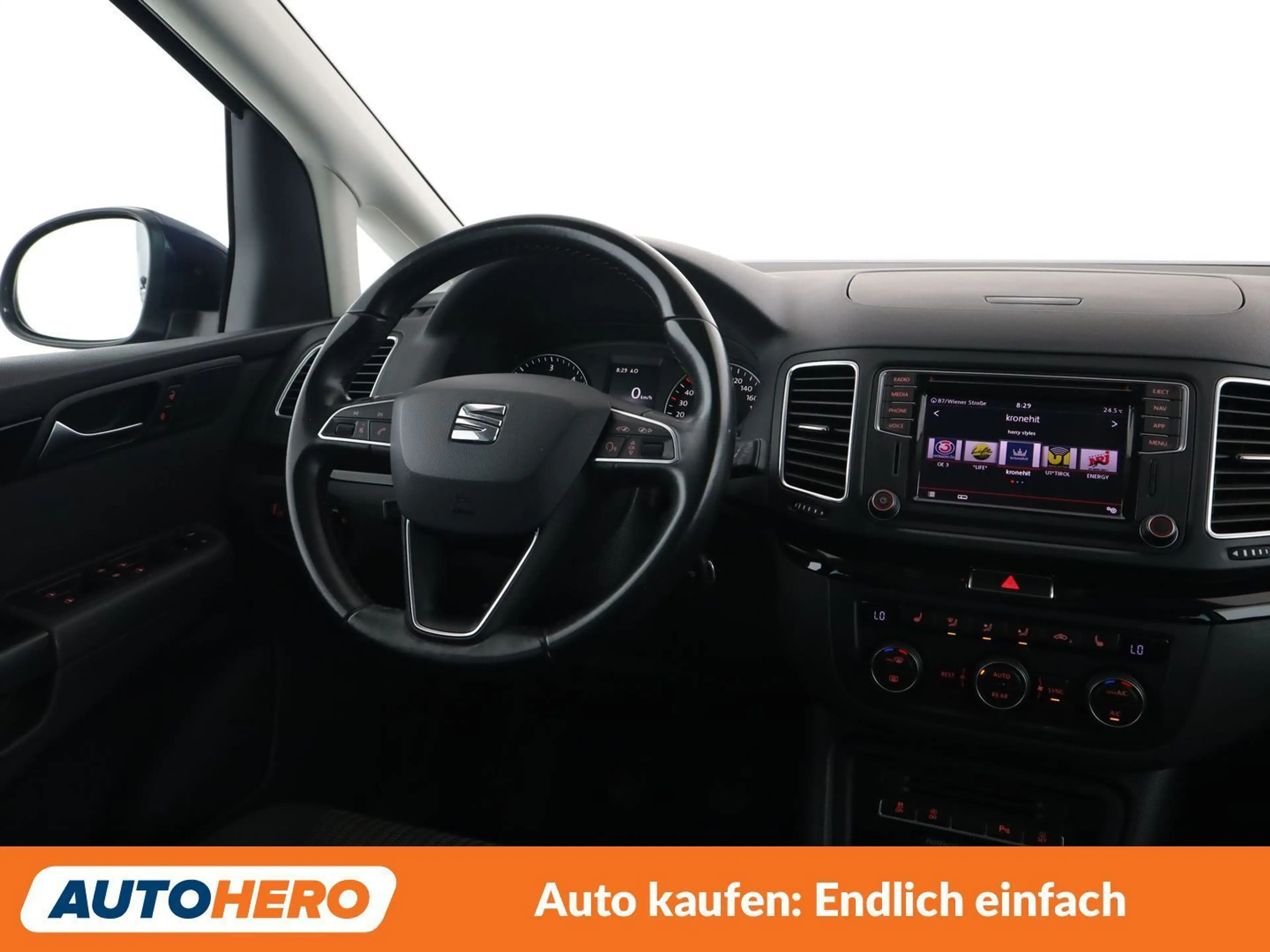 SEAT Alhambra 2.0 TDI Executive — photo 13