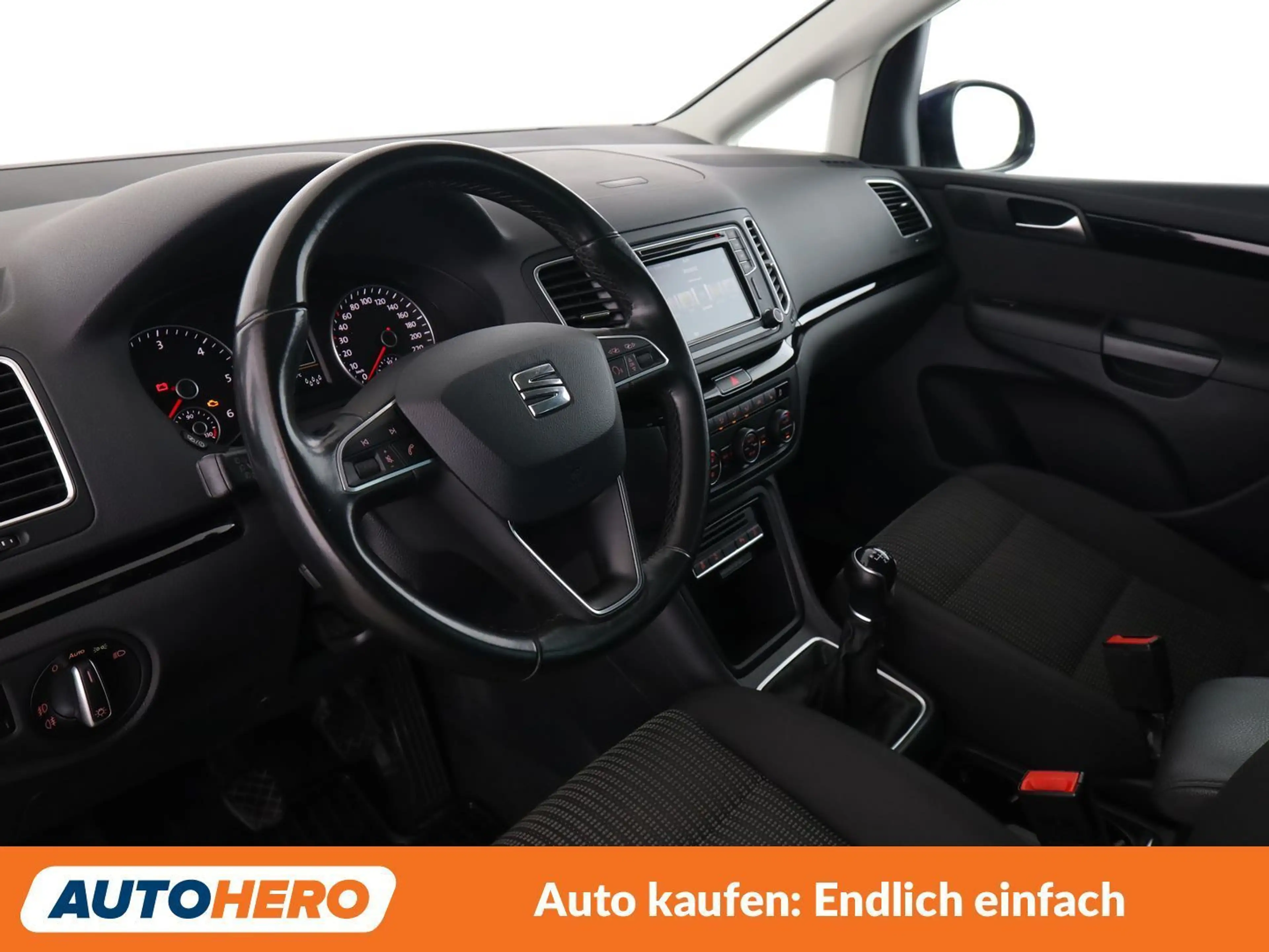 SEAT Alhambra 2.0 TDI Executive — photo 11