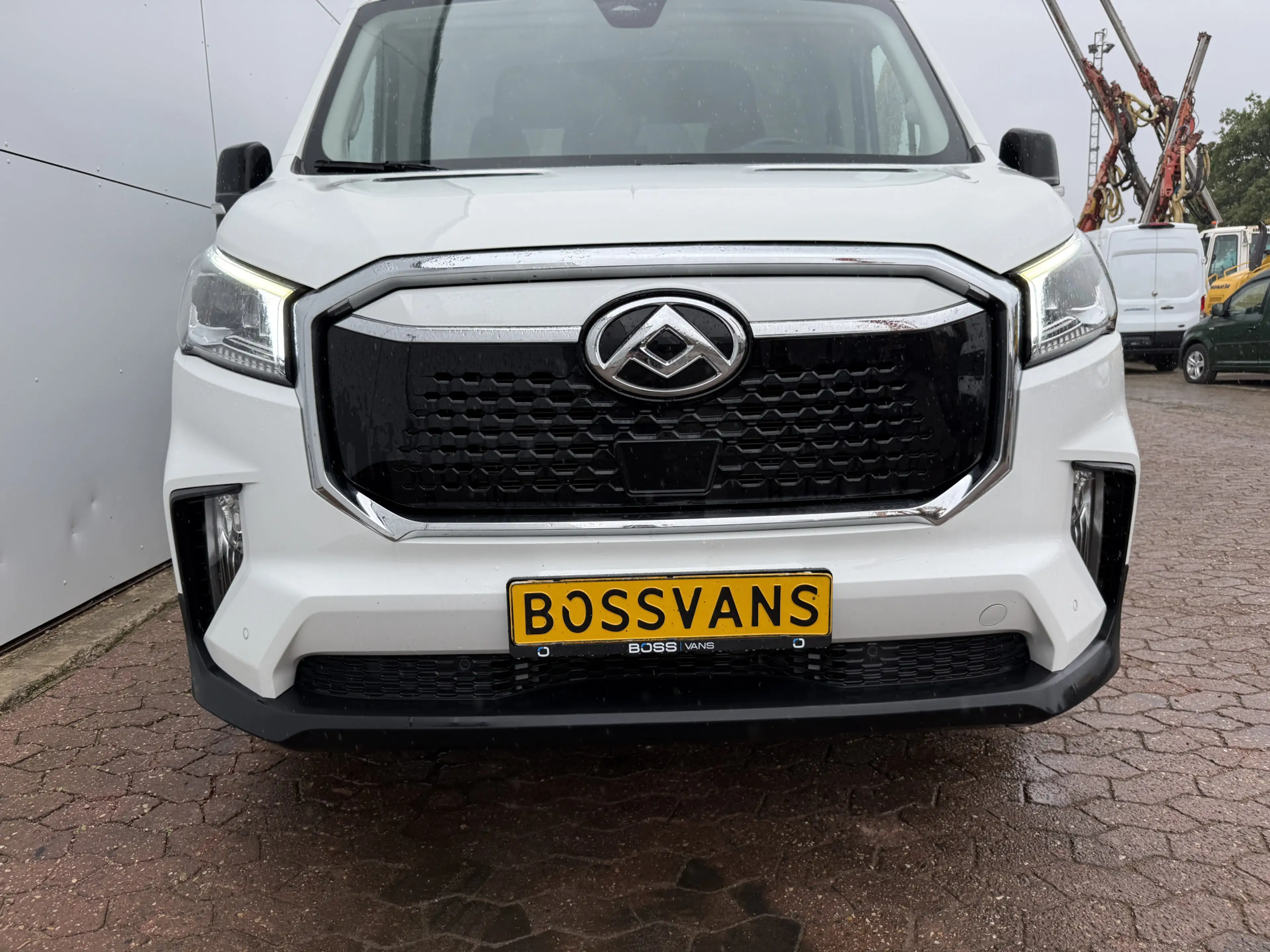 Maxus eDeliver 9 77kWh 204PK Nieuw model! L2H2 Glaspack/Camper 300k — photo 18