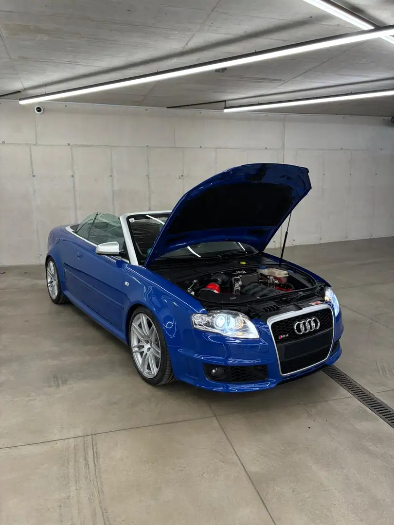 Audi RS4 RS4 Cabriolet 4,2 V8 quattro Blau - 2