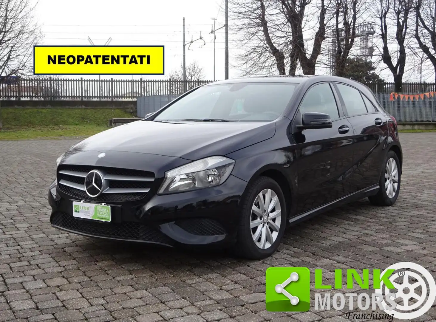 Mercedes-Benz A 180 Executive Neopatentati Schwarz - 1