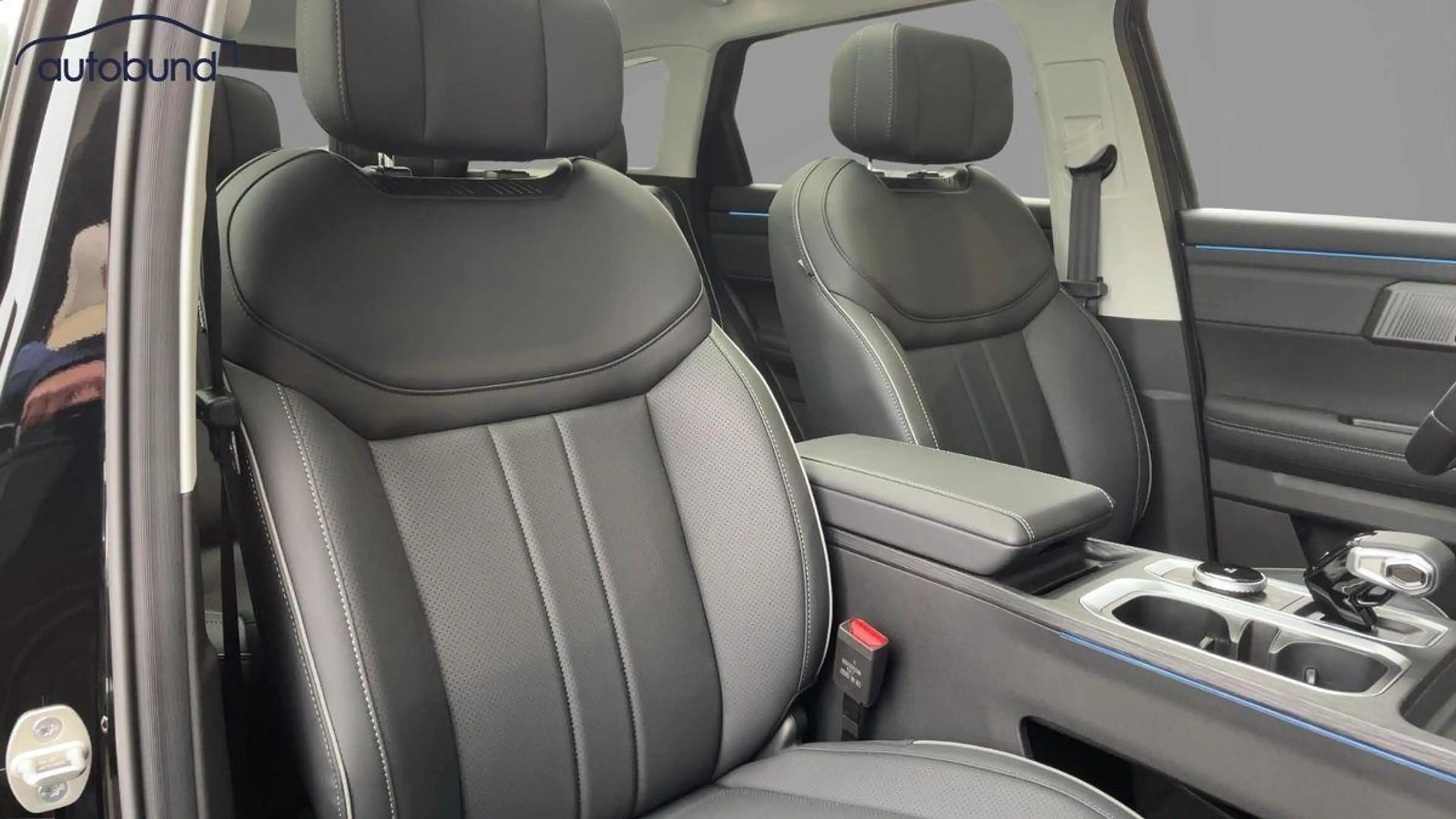 Jaecoo J7 1,6 TGDI DCT AWD Exclusive Alu KA LED Link LRH NAV — photo 6