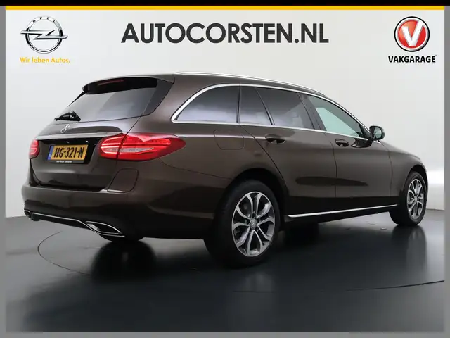 Mercedes-Benz C-Class view 5
