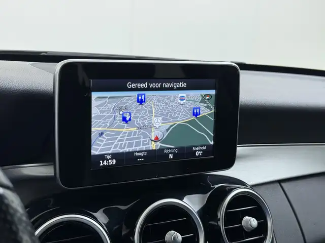 Mercedes-Benz C-Class view 11