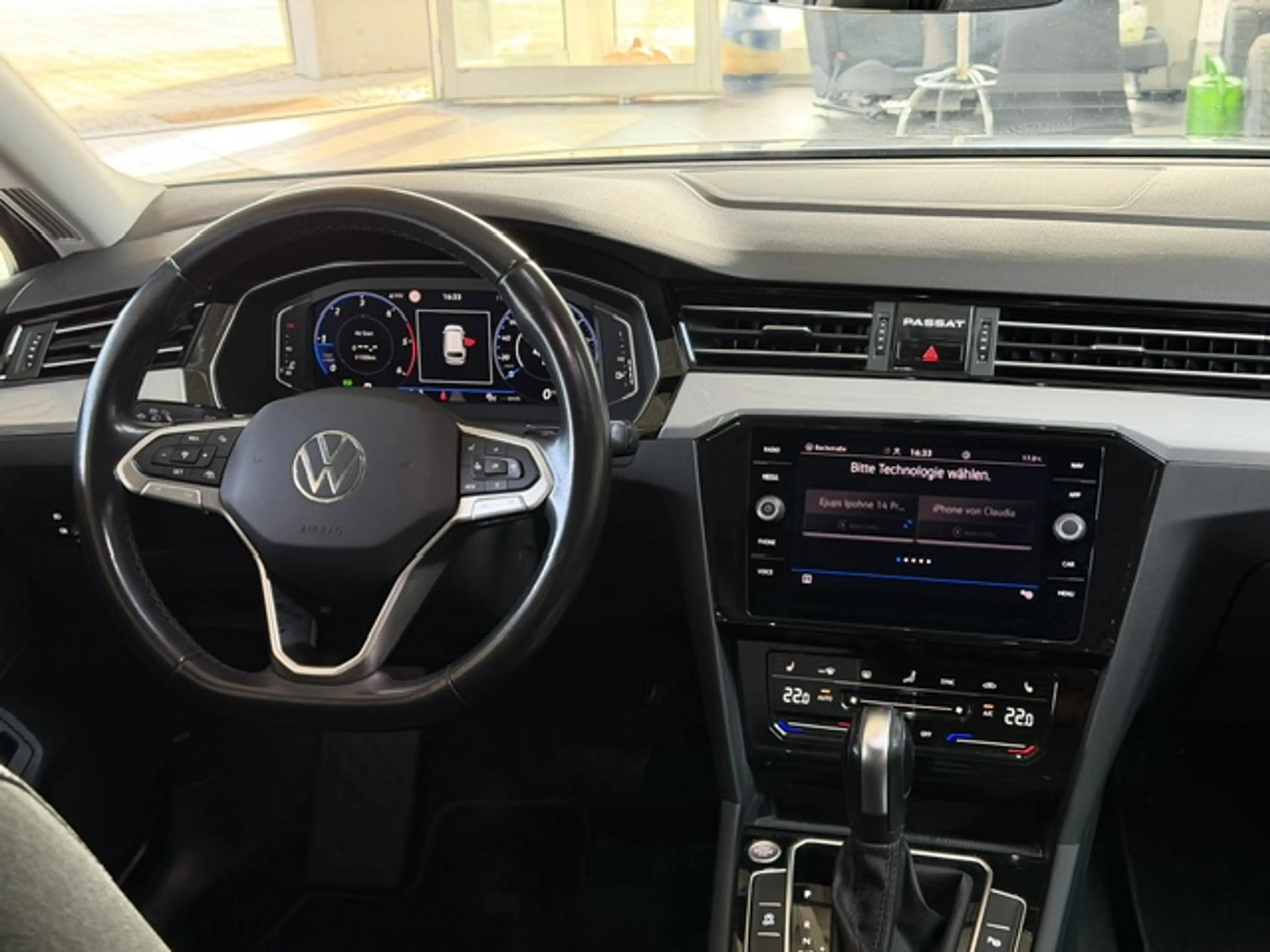 Volkswagen Passat Variant Business — photo 11