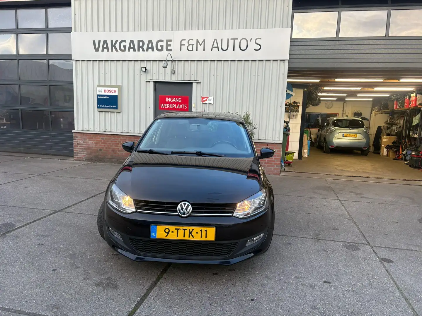 Volkswagen Polo 1.2 TSI First Edition Zwart - 2