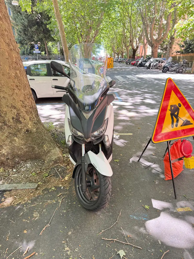 Yamaha X-Max 300 Alb - 1