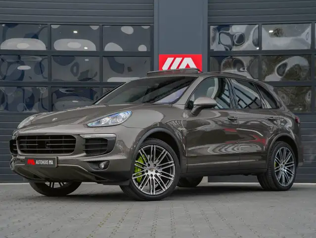 Porsche Cayenne 3.0 S E-Hybrid Pano|Luchtvering|Navi|Camera|Bose|S