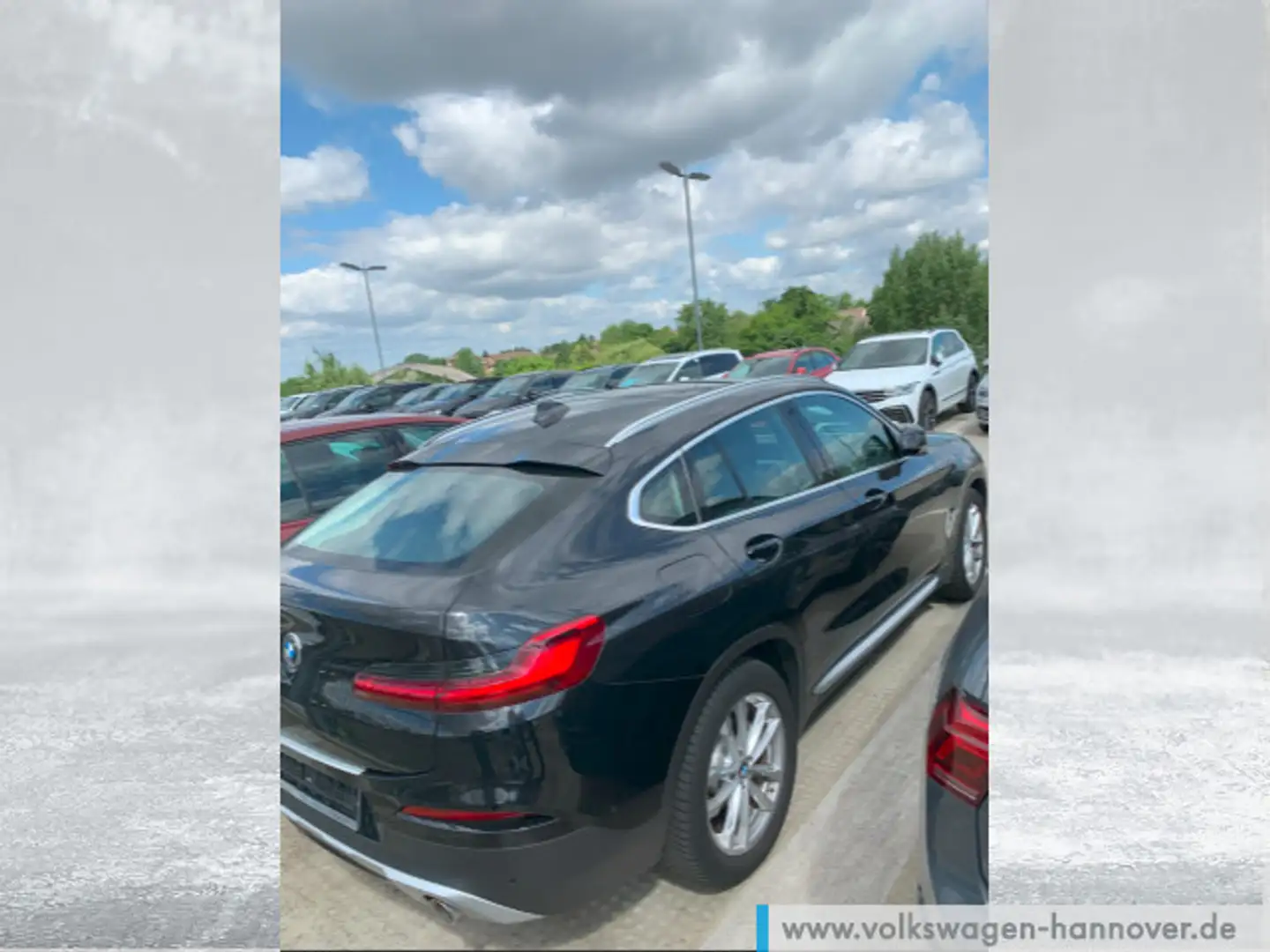 BMW X4 xDrive 30i xLine Pano AHK LED DigCockpit PDC Schwarz - 1