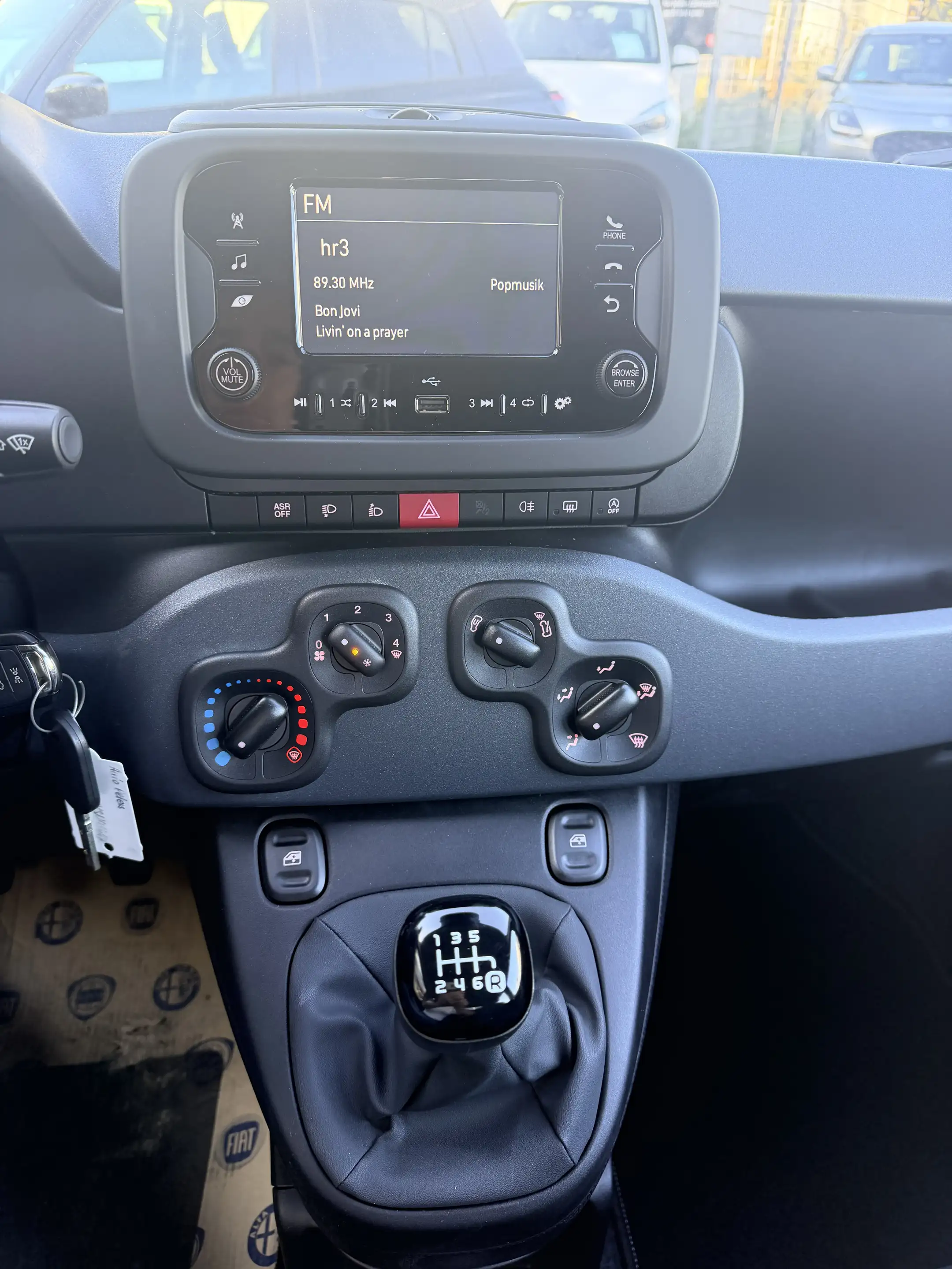 Fiat Pandina Pandina ICON Hybrid *Klima* Bluetooth* PDC* — photo 12