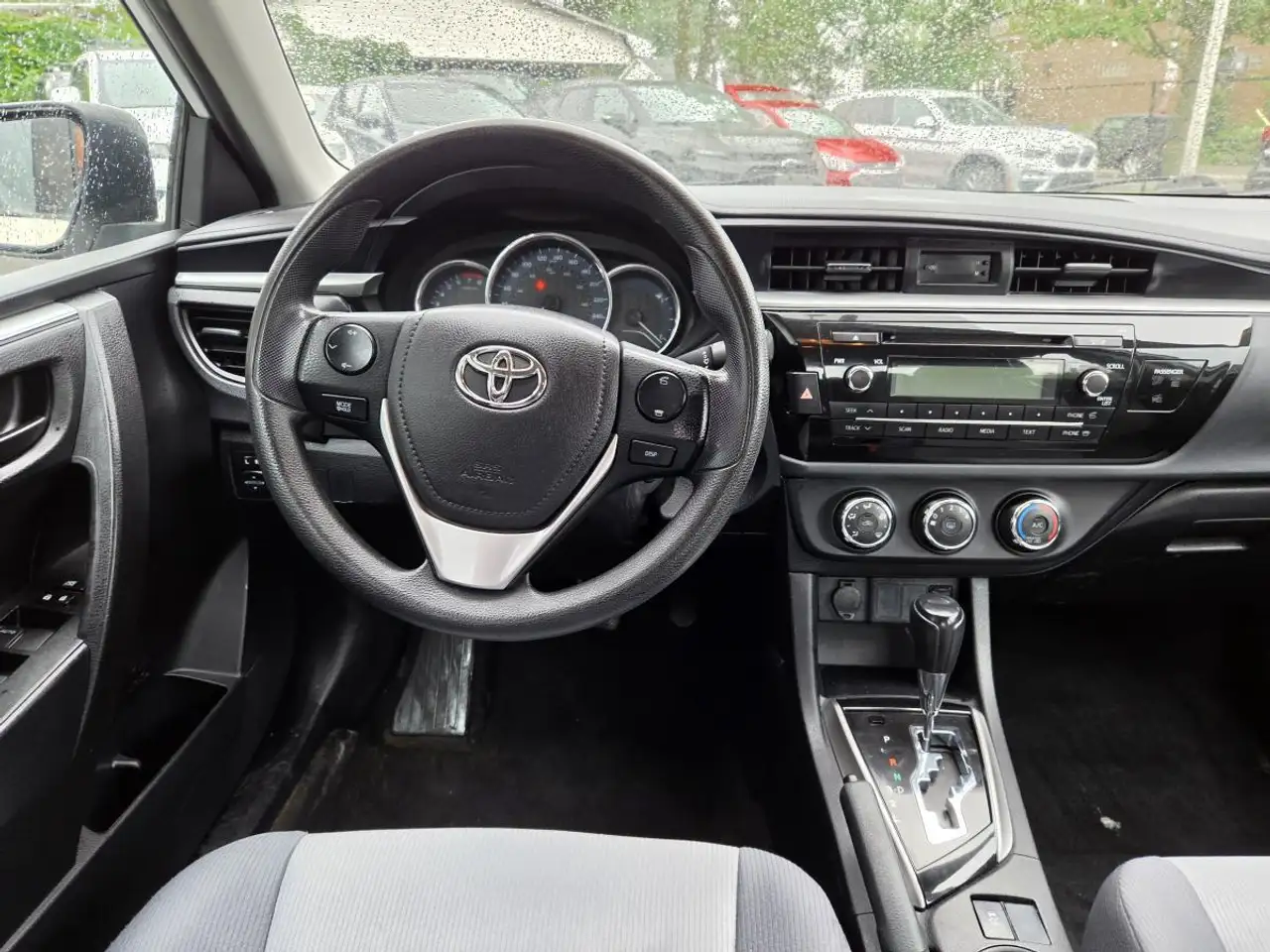Toyota Corolla photo Toyota Corolla