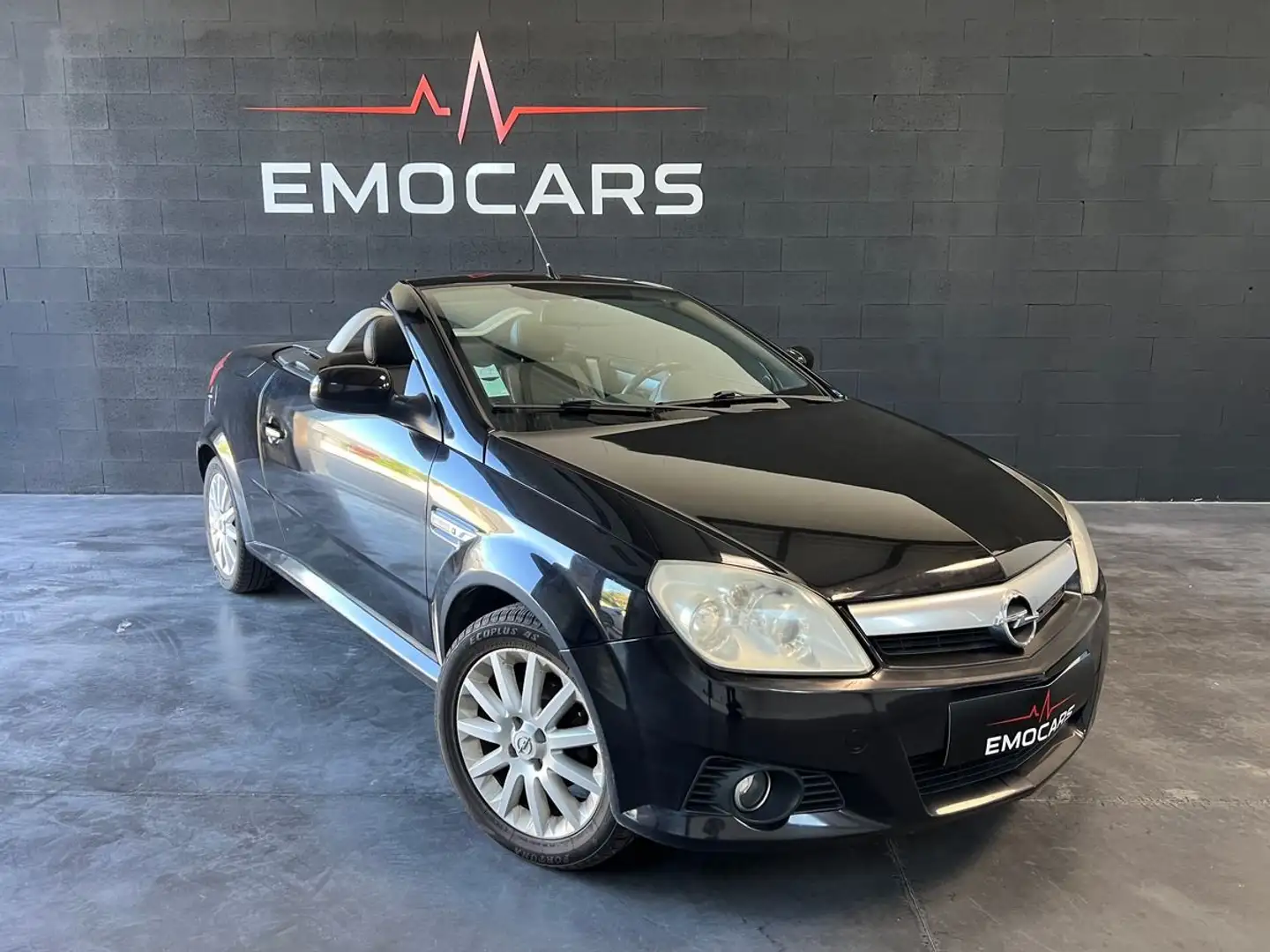 Opel Tigra 1.4 90 Schwarz - 1