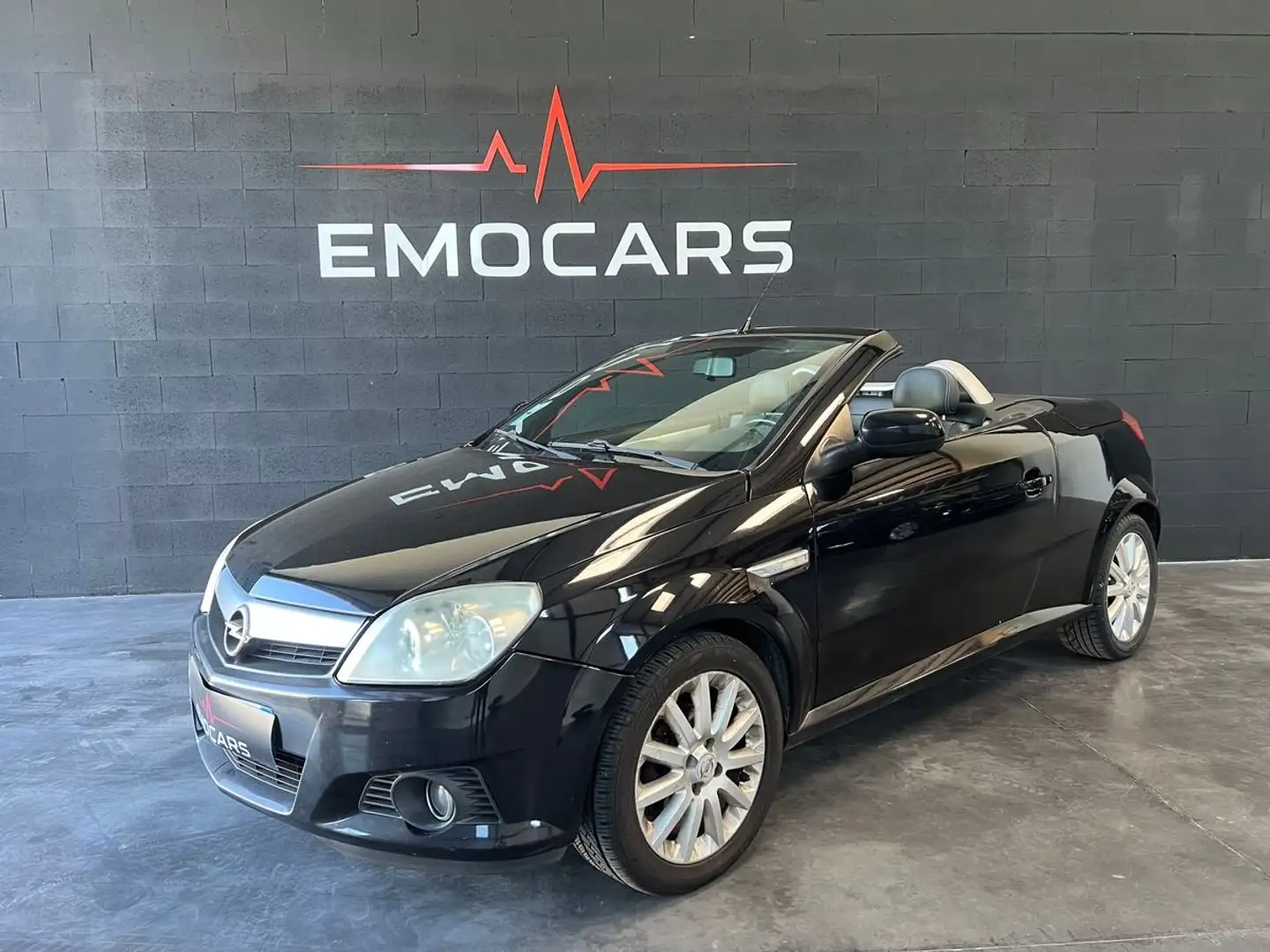Opel Tigra 1.4 90 Schwarz - 2