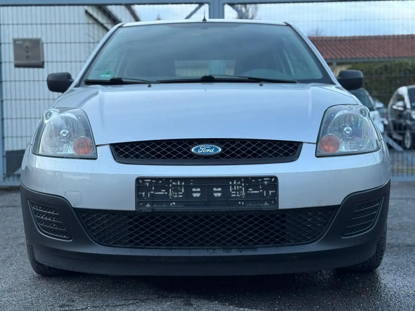 Ford Fiesta TÜV/KUPPLUNG/INSPEKTION NEU KAMERA CARPLA Argent - 1