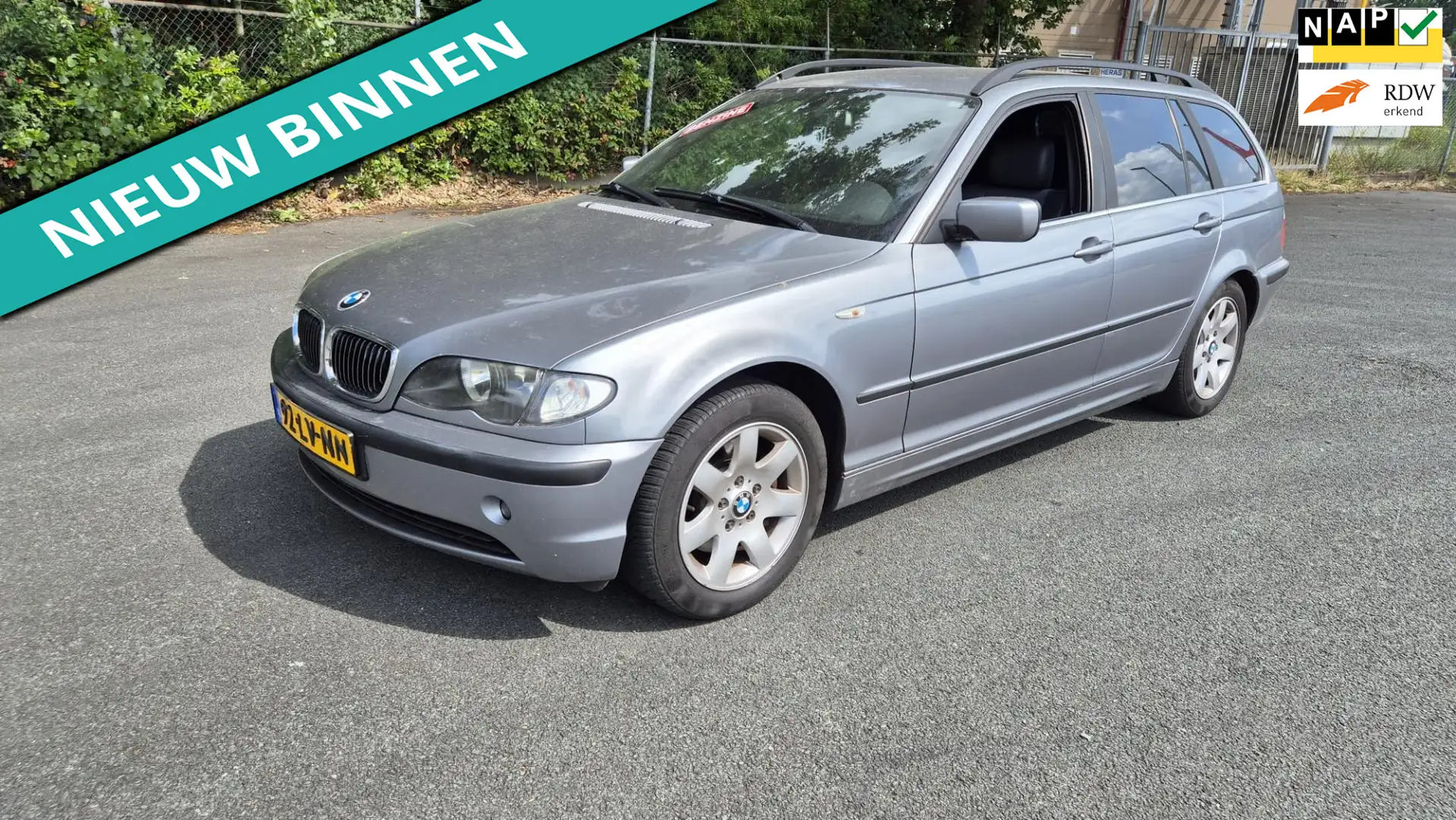 BMW 320 3-serie Touring 320i Lifestyle Executive NETTE AUT Grijs - 1
