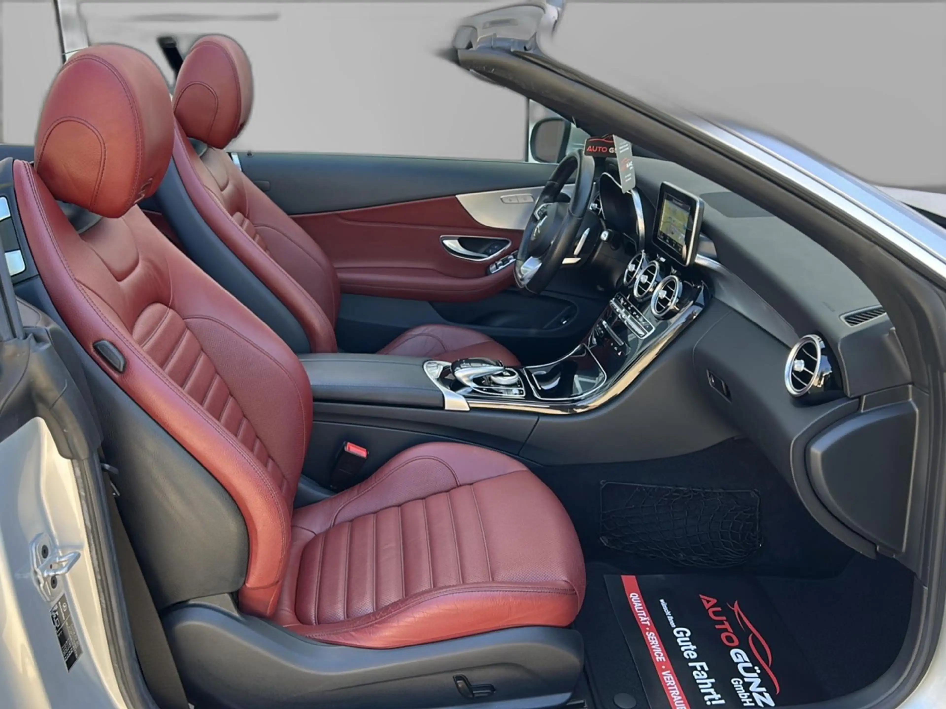Mercedes-Benz C 250 Cabrio AMG Line *360°-Navi-Led-Multibeam* — photo 12