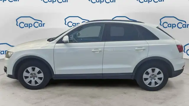 Audi Q3 view 2