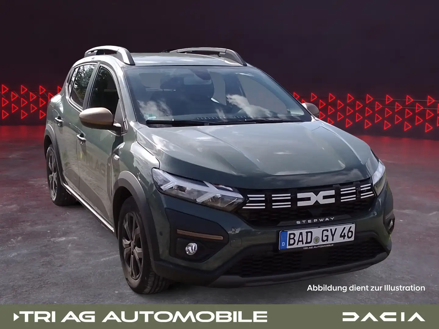 Dacia Sandero Stepway Extreme+ TCe 110 Zelená - 1