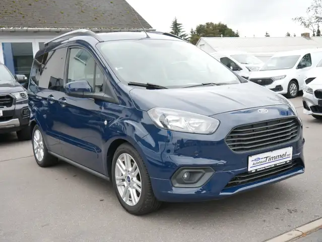 Ford Tourneo Courier Trend Winter-Paket PDC