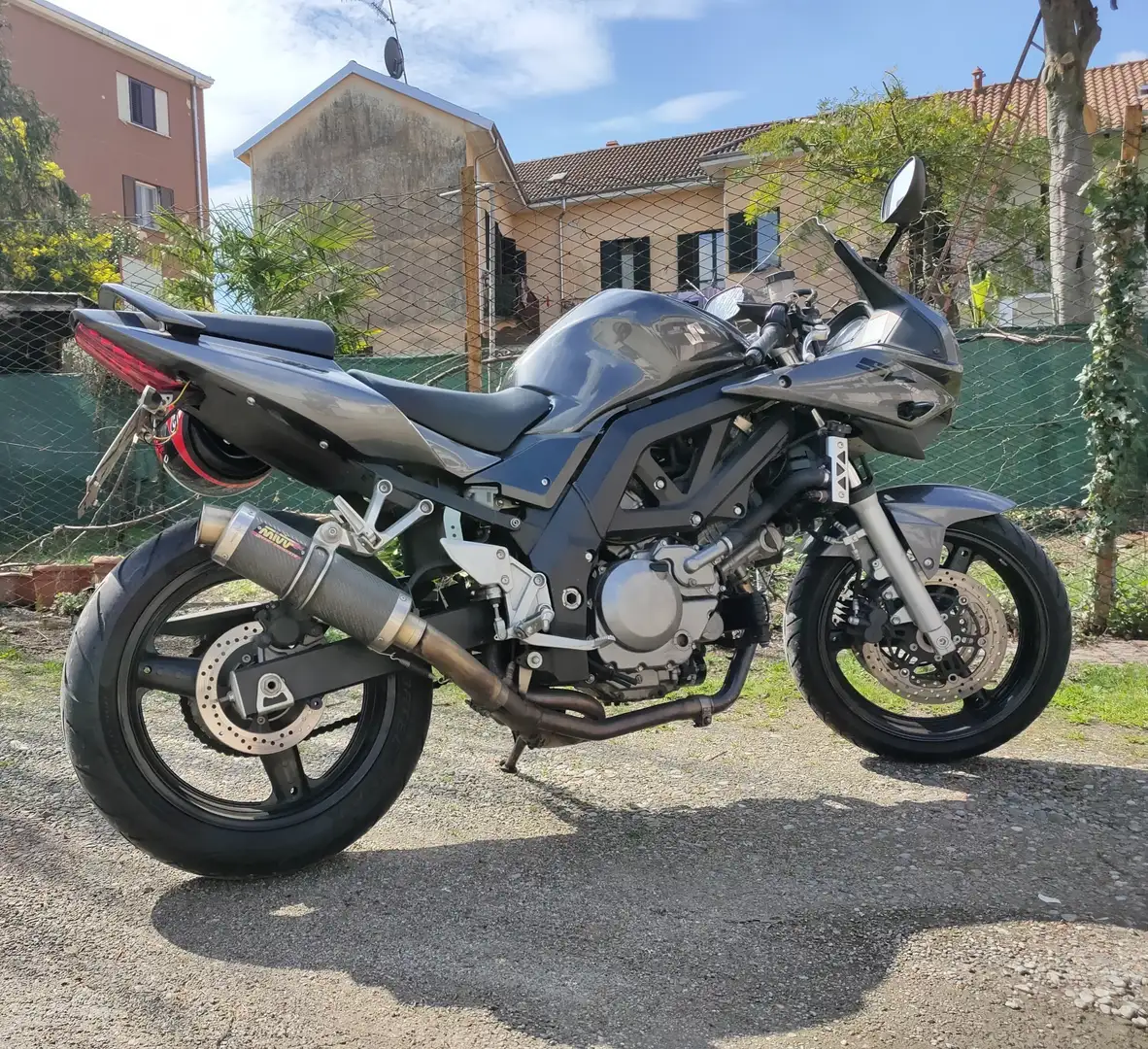 Suzuki SV 650 S Gris - 2