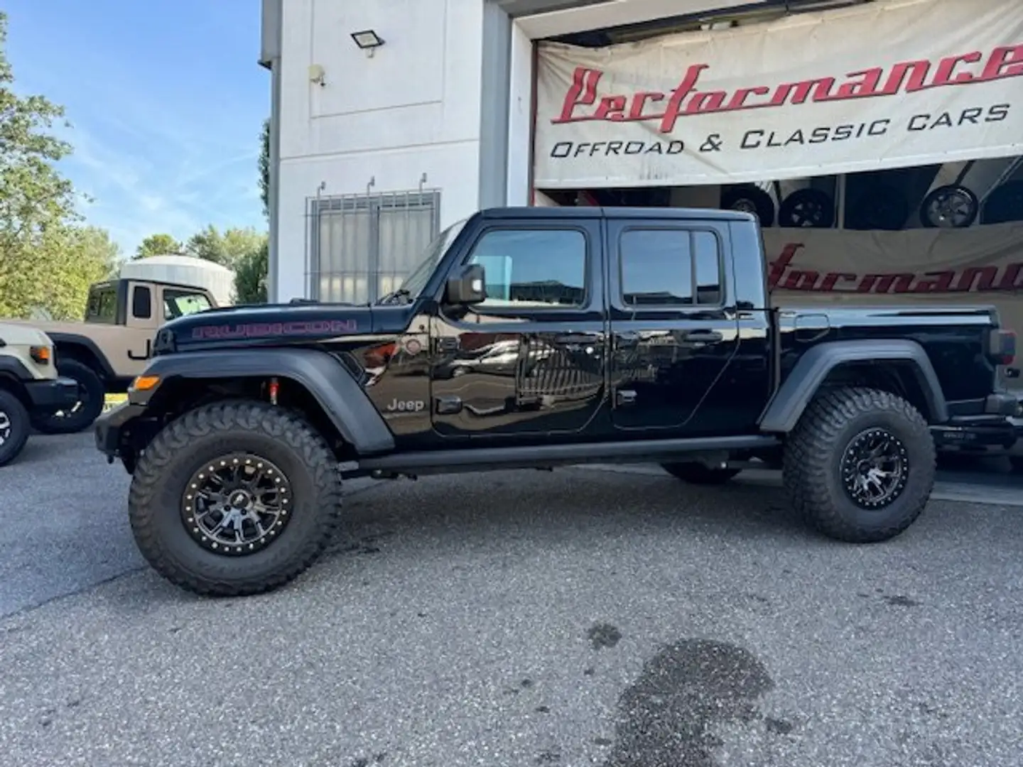 Jeep Gladiator RUBICON 3.6 V6 FULL TIME MOD. EUROPA 37" Nero - 1