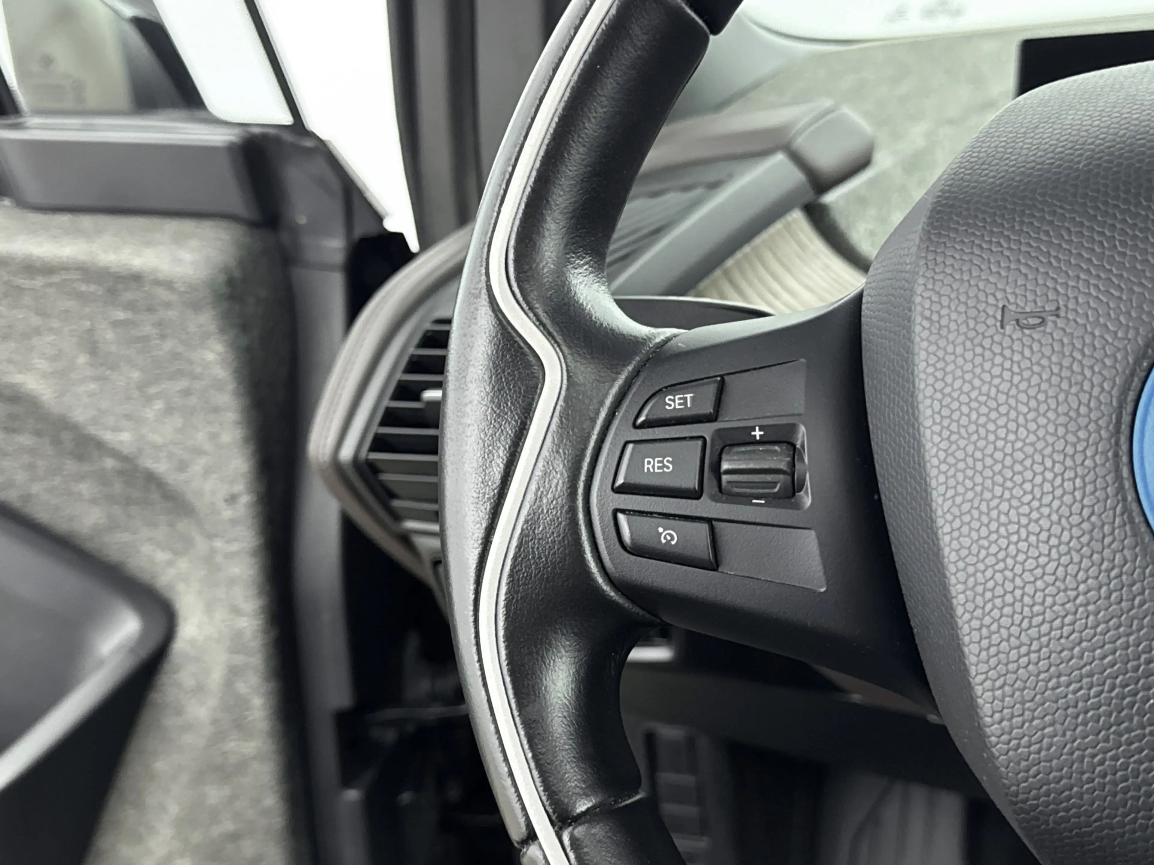 BMW i3 Sportpakket / Schuif-kanteldak / Achteruitrijcamer — photo 6
