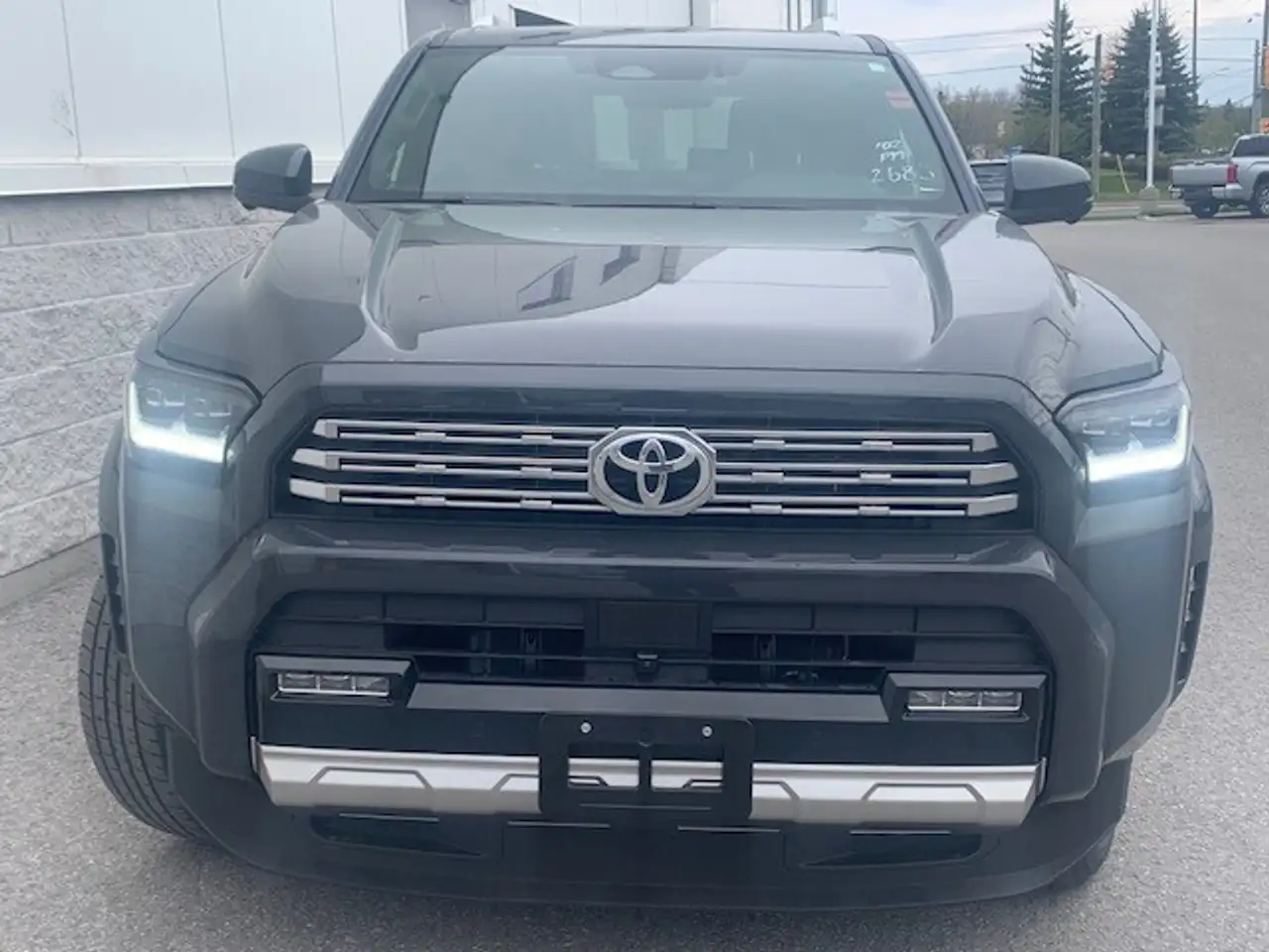 Toyota 4-Runner снимка Toyota 4-Runner