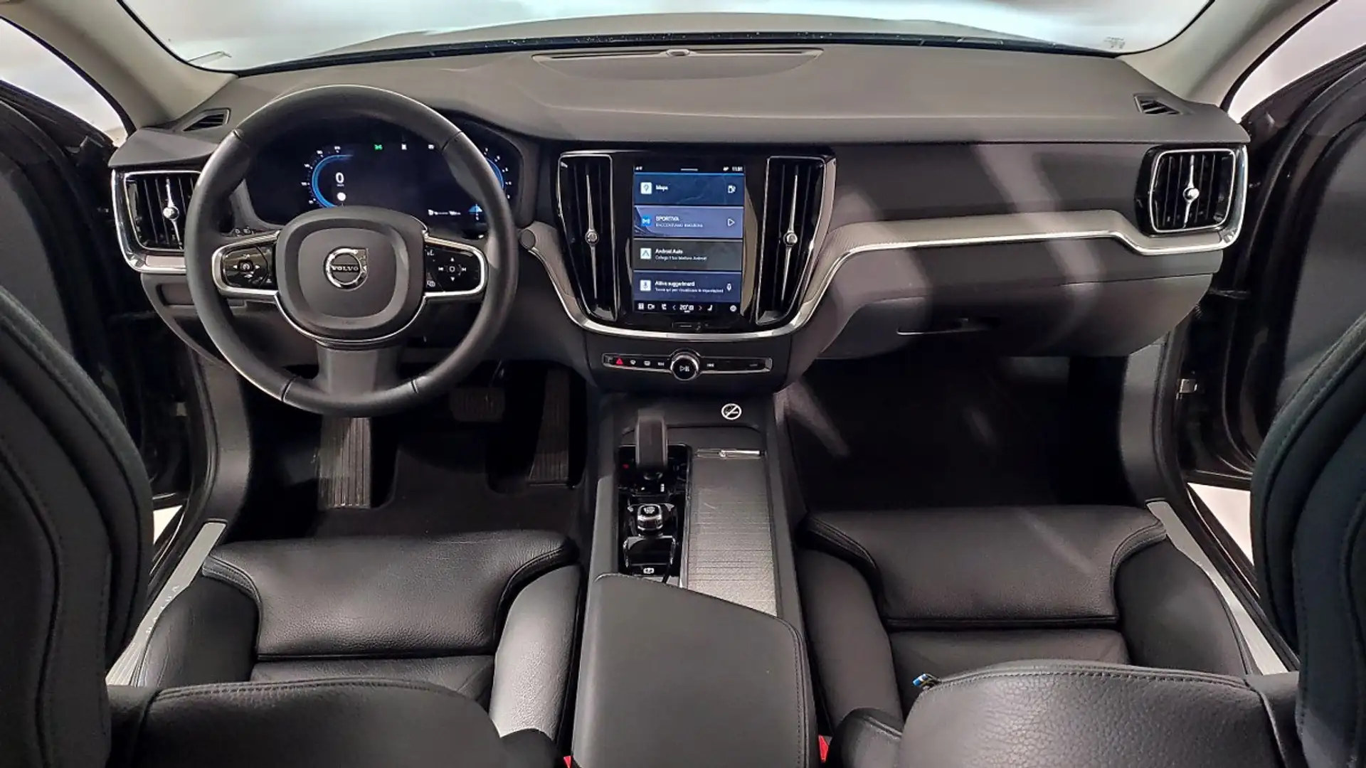 Volvo S60 B4 Mild Hybrid Automatico Plus Dark Blauw - 2