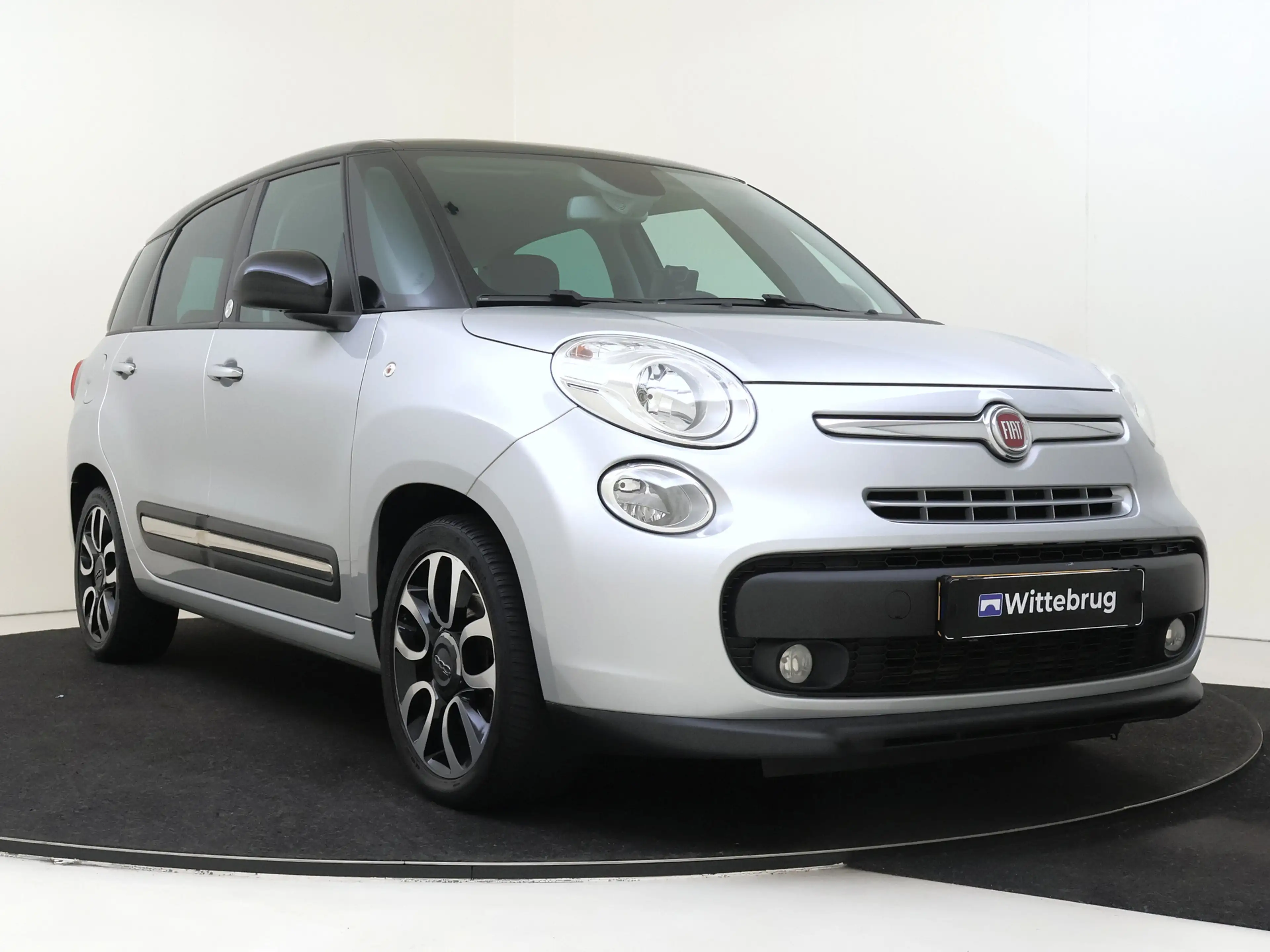 Fiat 500L Living 1.4 T-Jet Lounge I TOM TOM NAVIGATIE + HOUD — photo 3