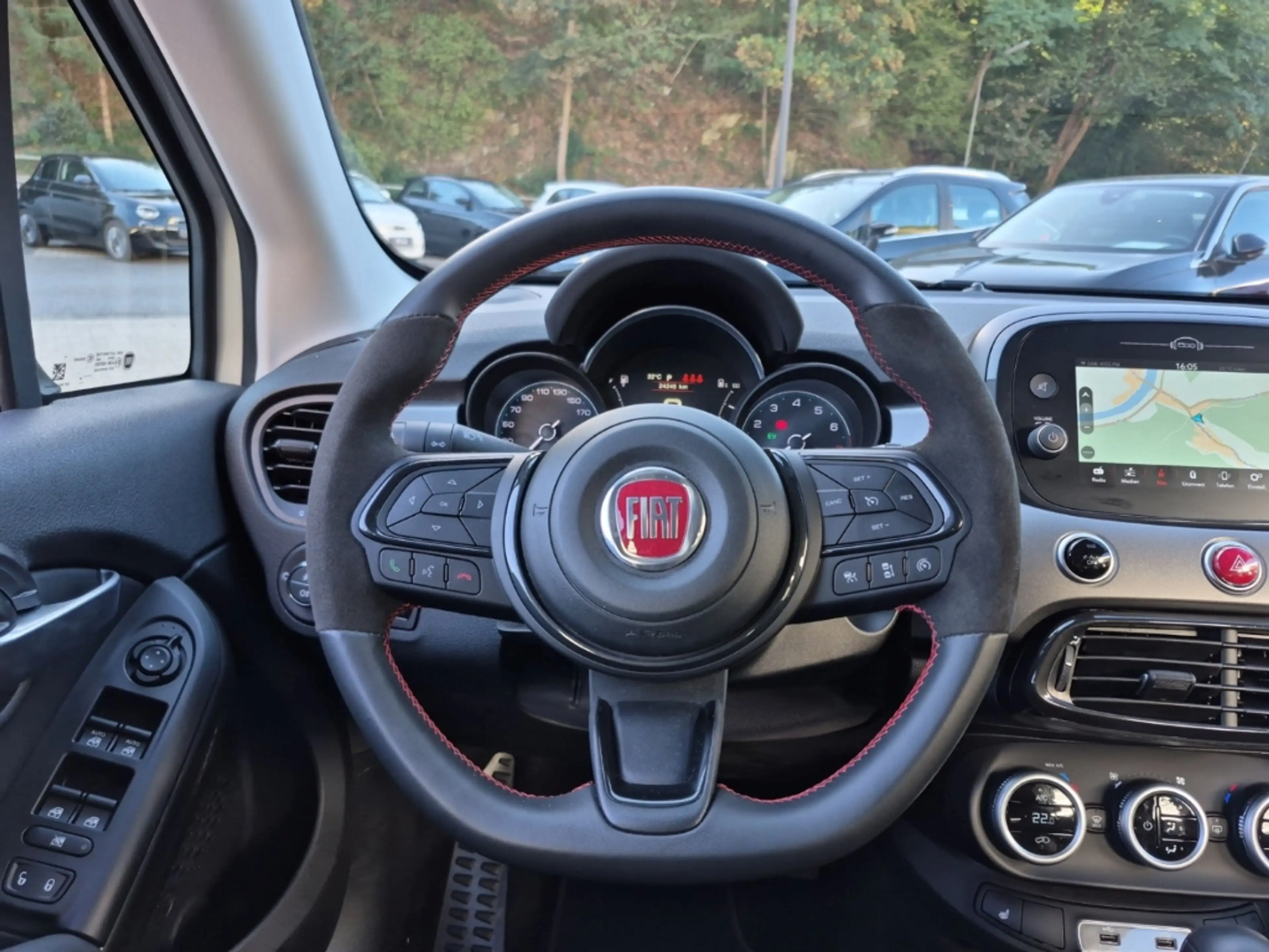 Fiat 500X Dolcevita SPORT Faltdach Navi Kamera LED SHZ — photo 10