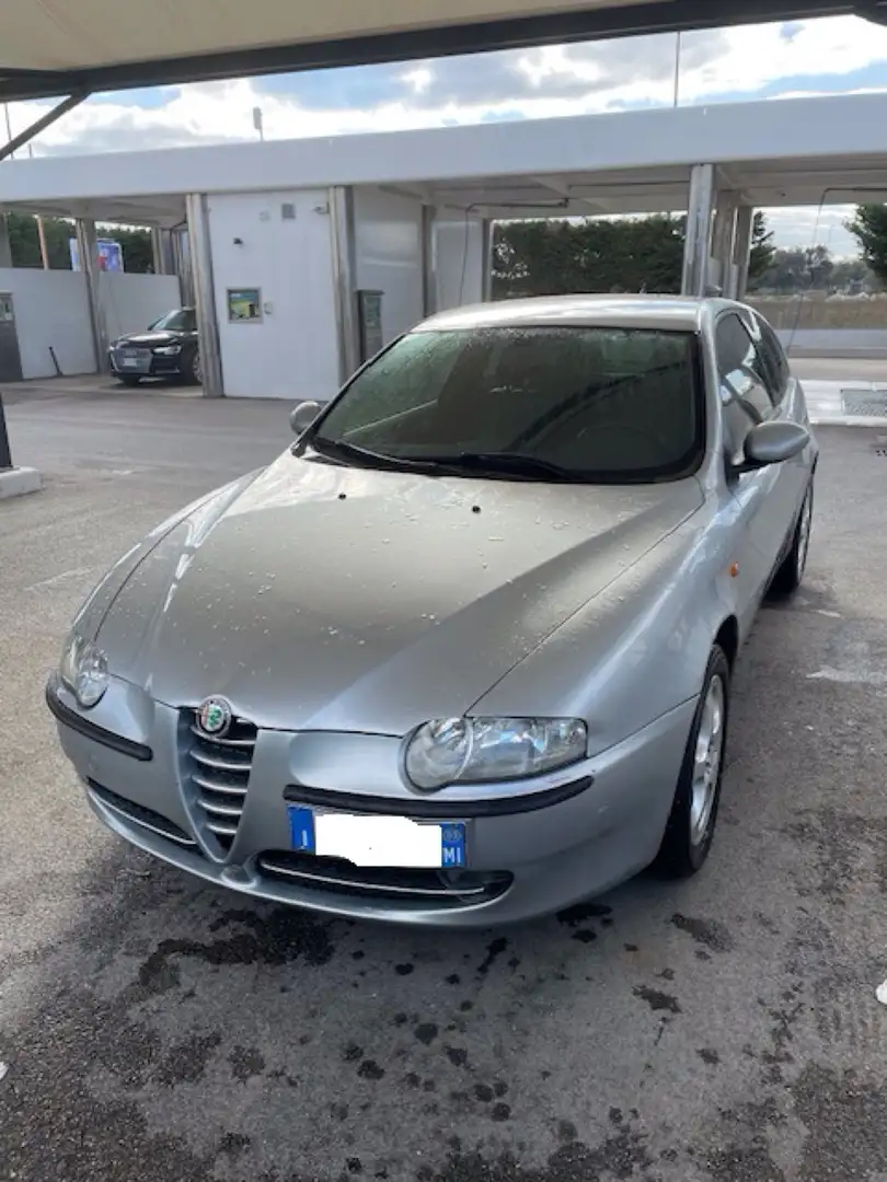 Alfa Romeo 147 3p 1.9 jtd Progression 115cv **ISCRITTA ASI** Šedá - 1