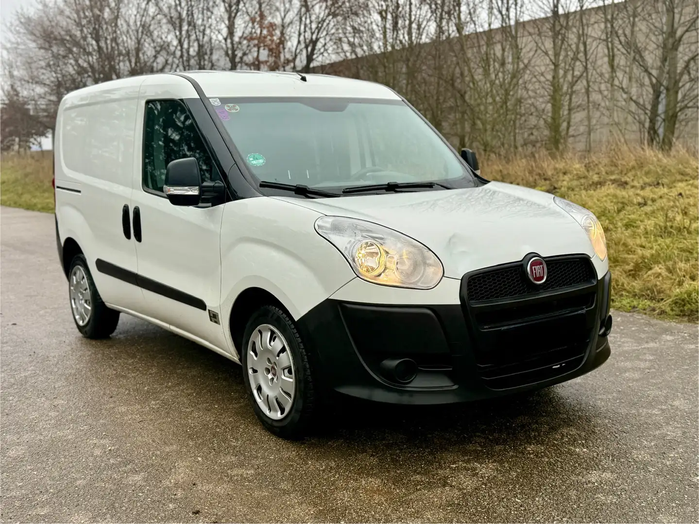 Fiat Doblo 1,4 * Pickerl läuft im Dezember aus * Weiß - 1