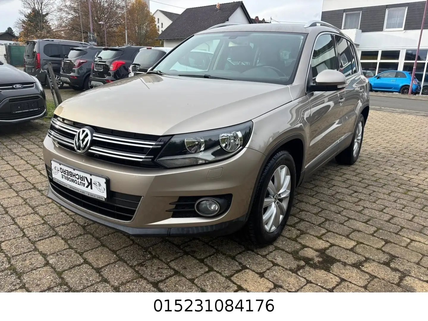 Volkswagen Tiguan Sport & Style+Tempomat+Navi+AHK+PDC+1 HD Beige - 1