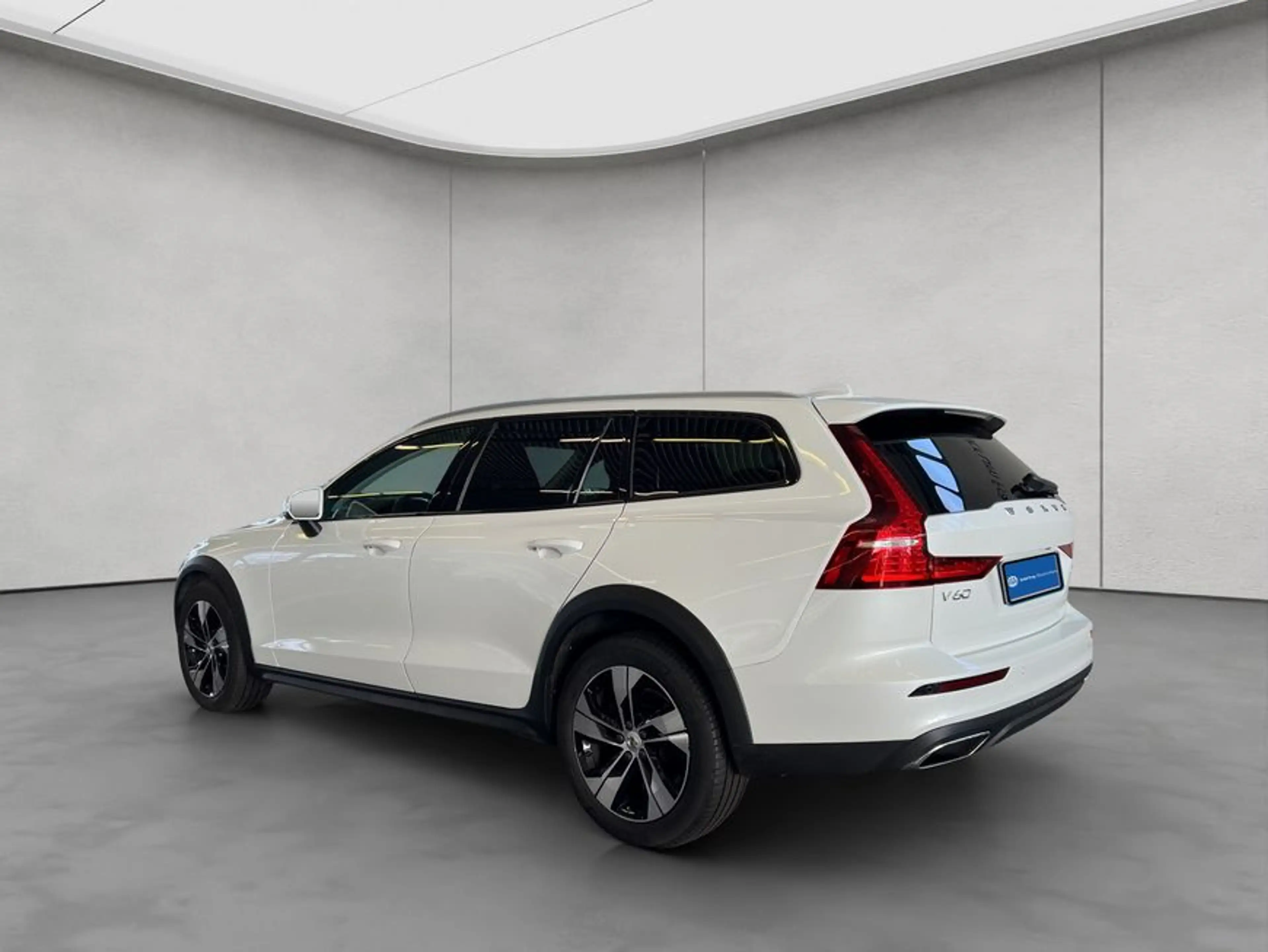 Volvo V60 Cross Country V60 Cross Country B4 D AWD PRO Leder LED Navi Kame — photo 3