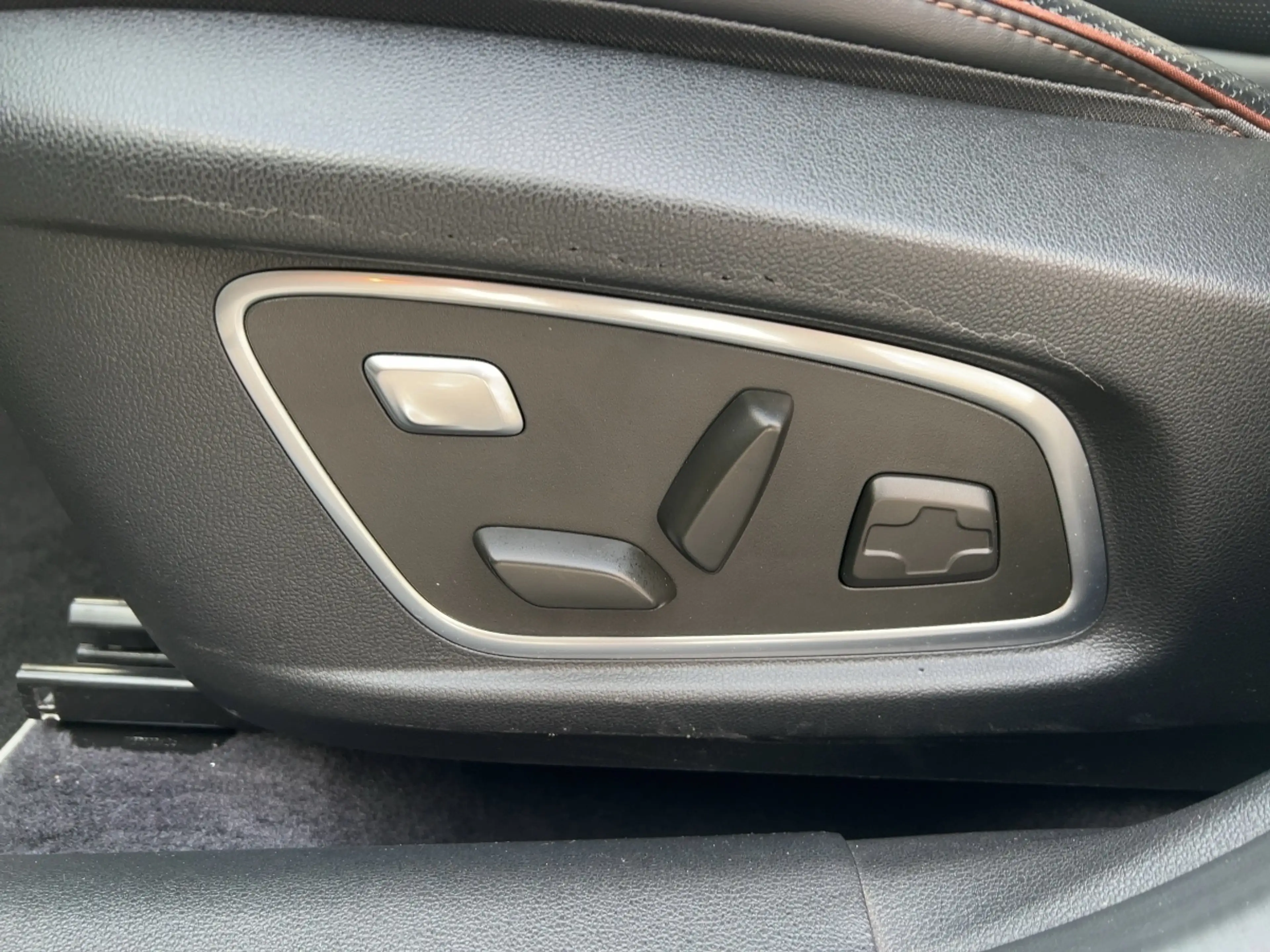 Renault Koleos INITIALE PARIS TCe 160 EDC UPE:49.100,- — photo 19