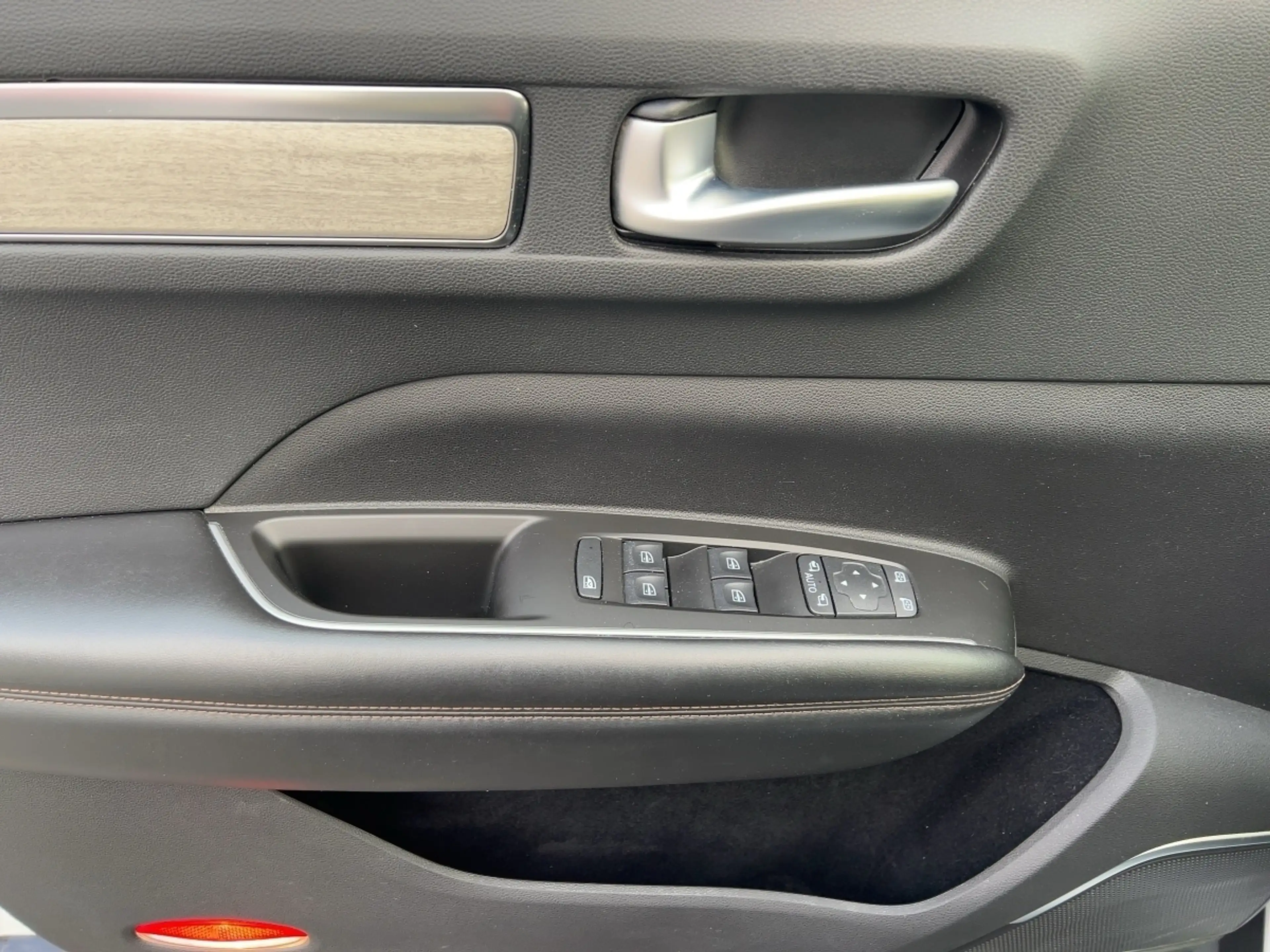 Renault Koleos INITIALE PARIS TCe 160 EDC UPE:49.100,- — photo 20