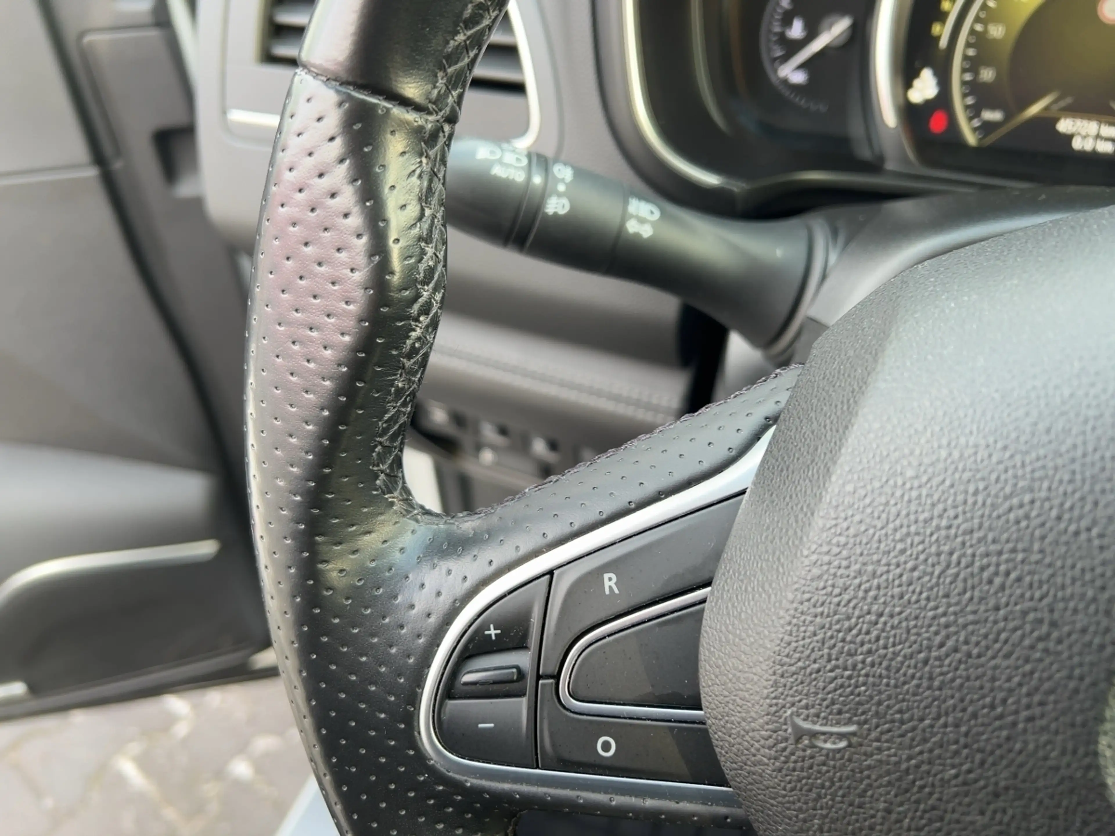 Renault Koleos INITIALE PARIS TCe 160 EDC UPE:49.100,- — photo 17
