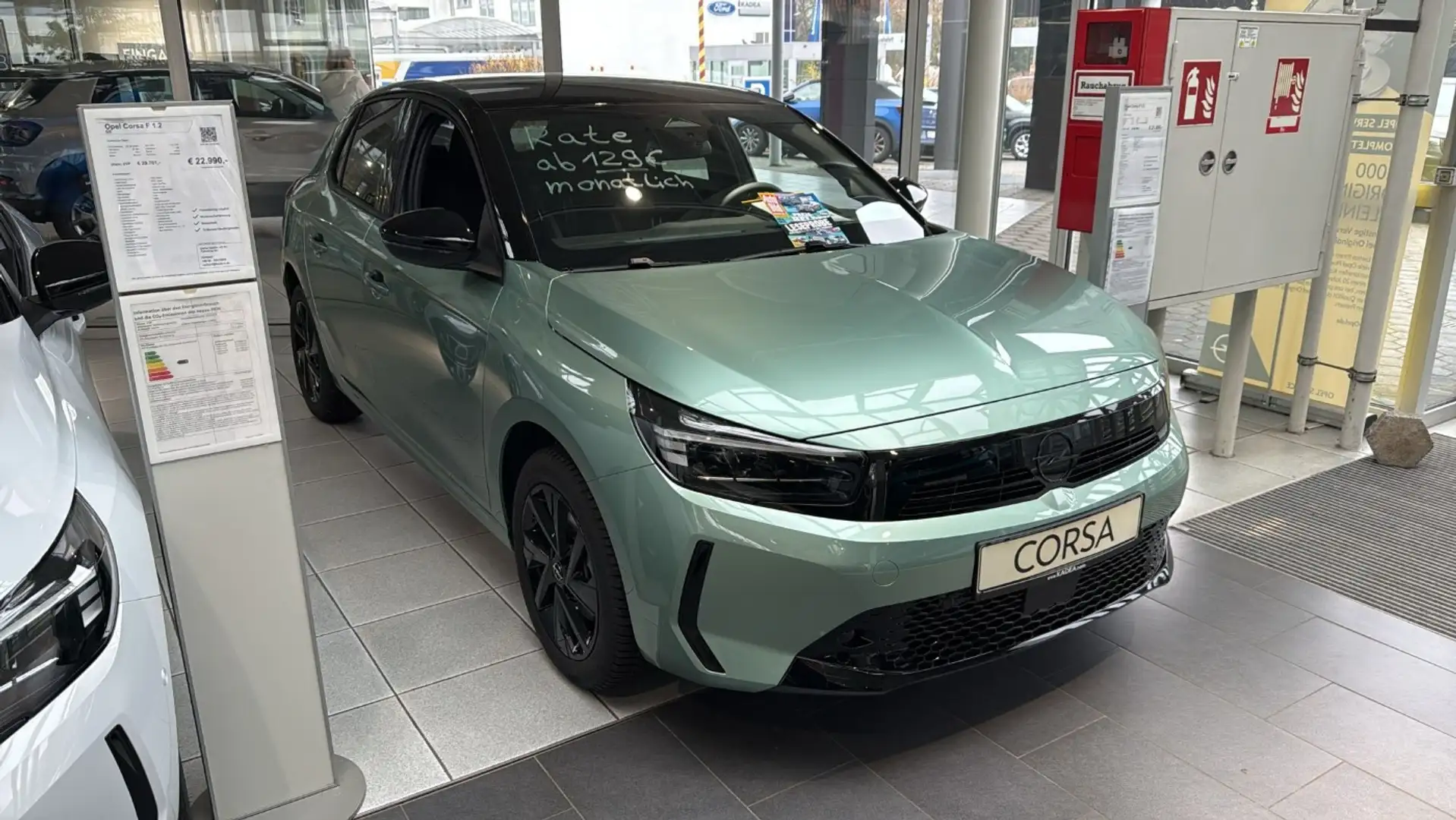 Opel Corsa F 1.2 Turbo # YES LED+SHZ+Fernlichtass.+LM - 2