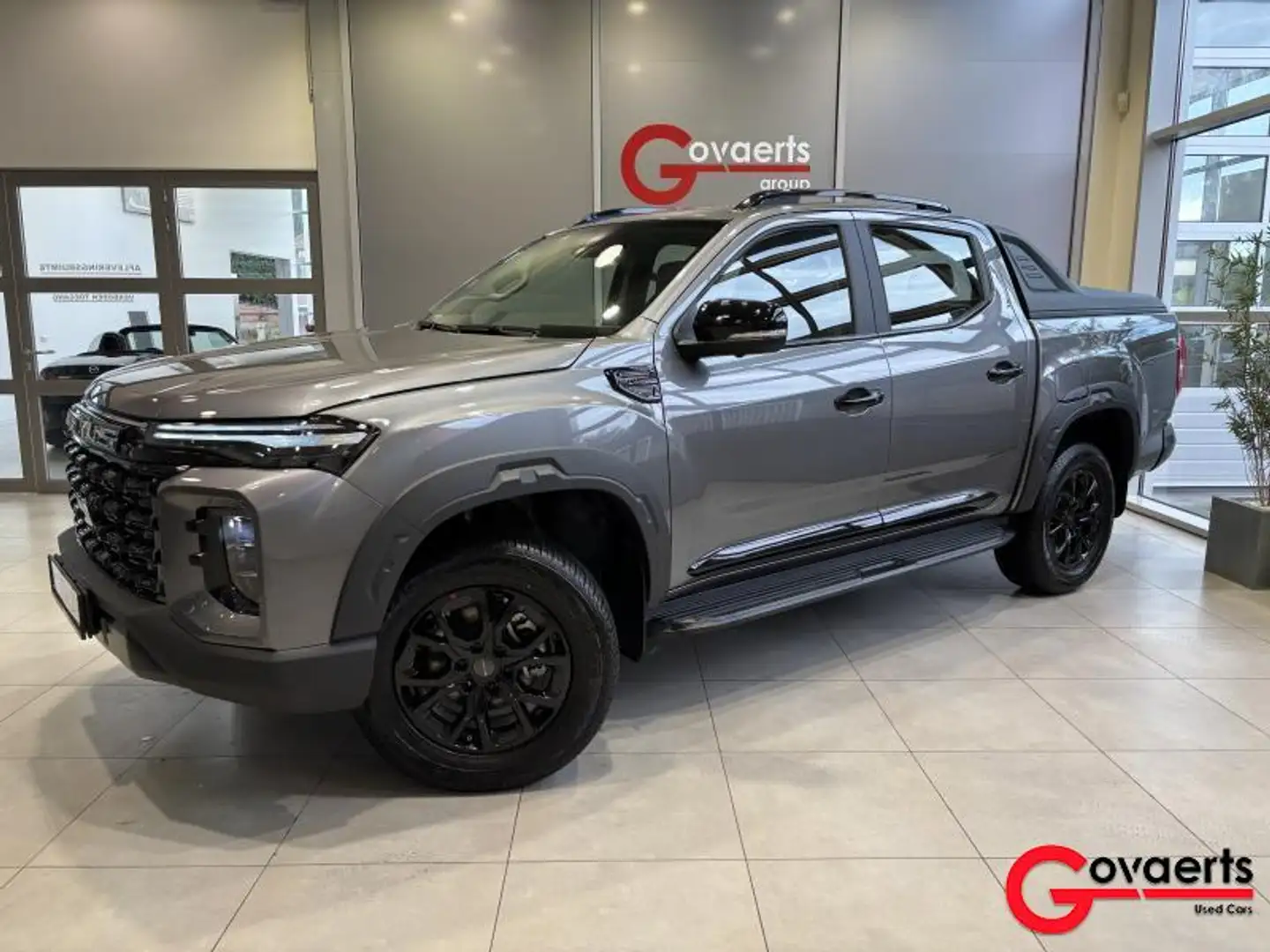 Maxus T60 2.0D BI-Turbo AWD LUXURY 215PK AT8 Grigio - 1